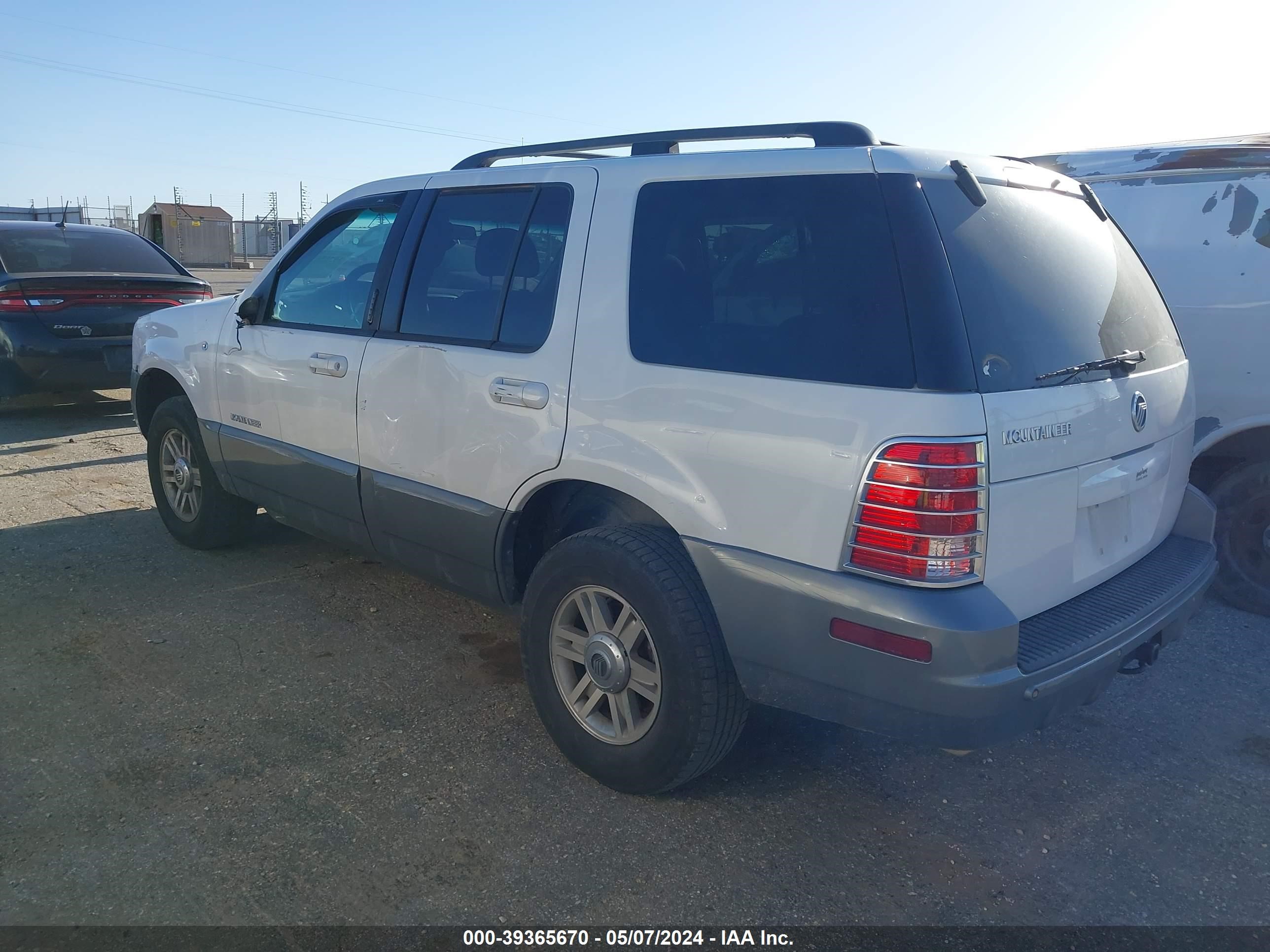 Photo 2 VIN: 4M2ZU66K02UJ38070 - MERCURY MOUNTAINEER 