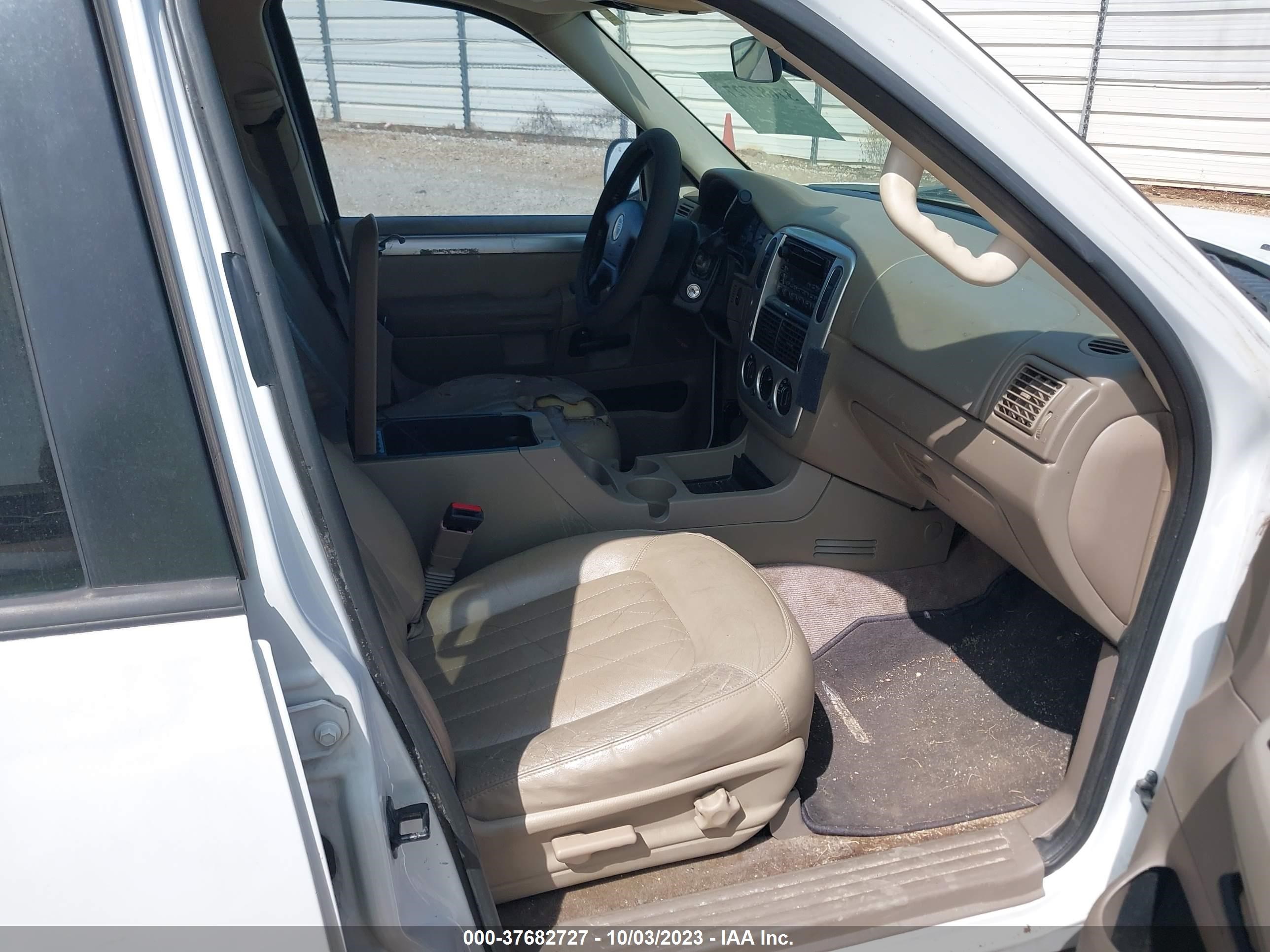 Photo 4 VIN: 4M2ZU66K13UJ09193 - MERCURY MOUNTAINEER 