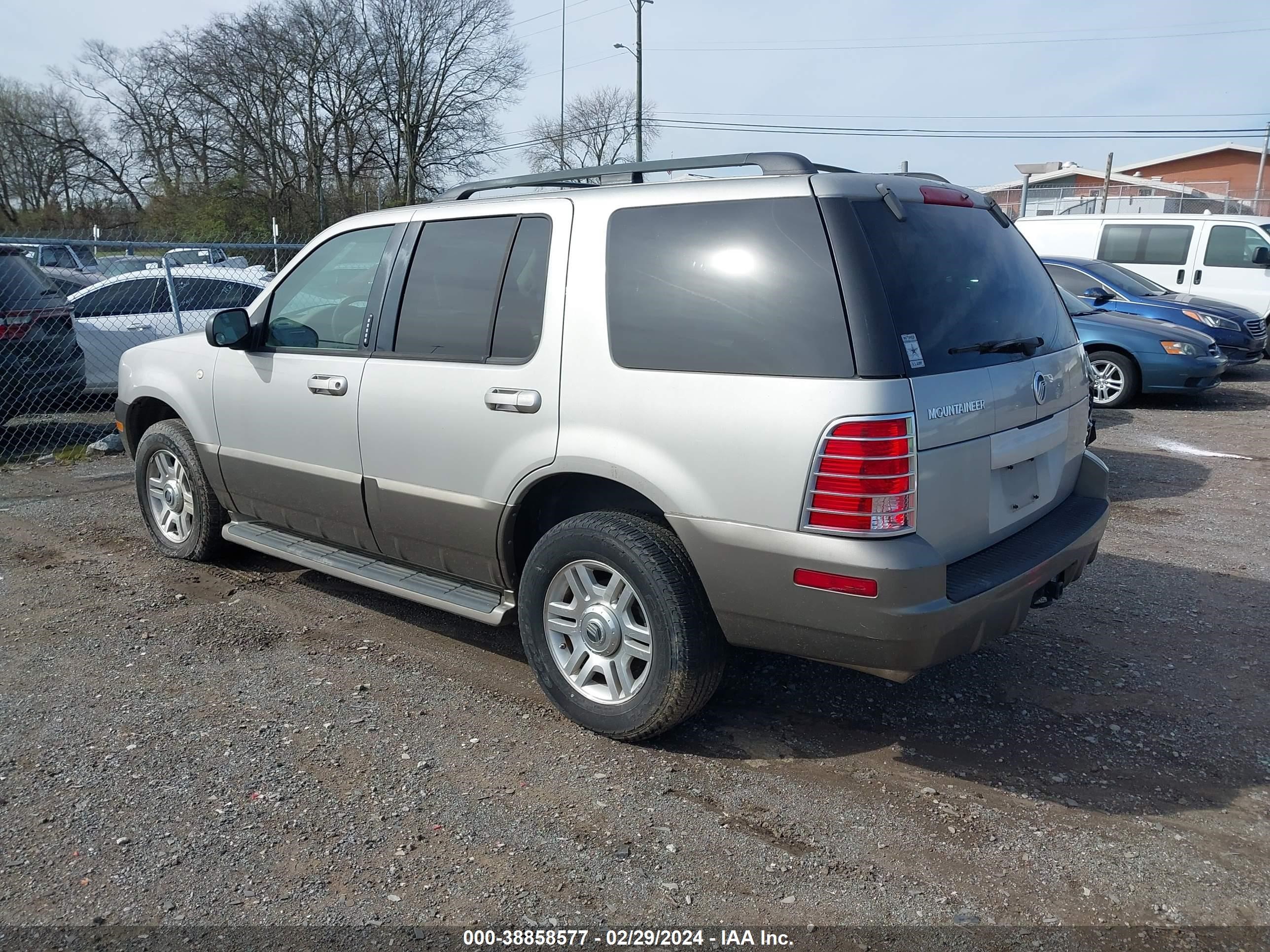 Photo 2 VIN: 4M2ZU66K64ZJ40816 - MERCURY MOUNTAINEER 