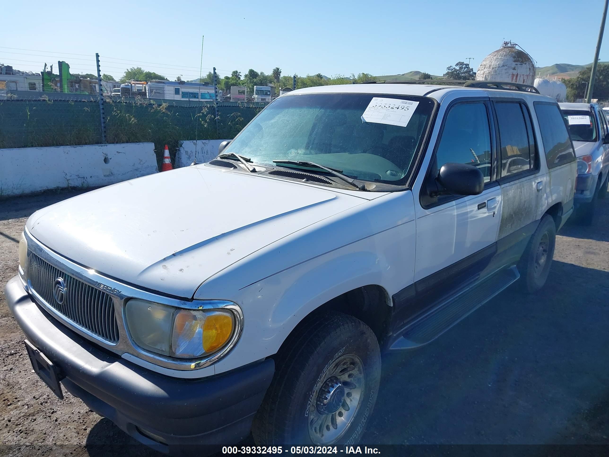 Photo 1 VIN: 4M2ZU76E2YUJ45224 - MERCURY MOUNTAINEER 