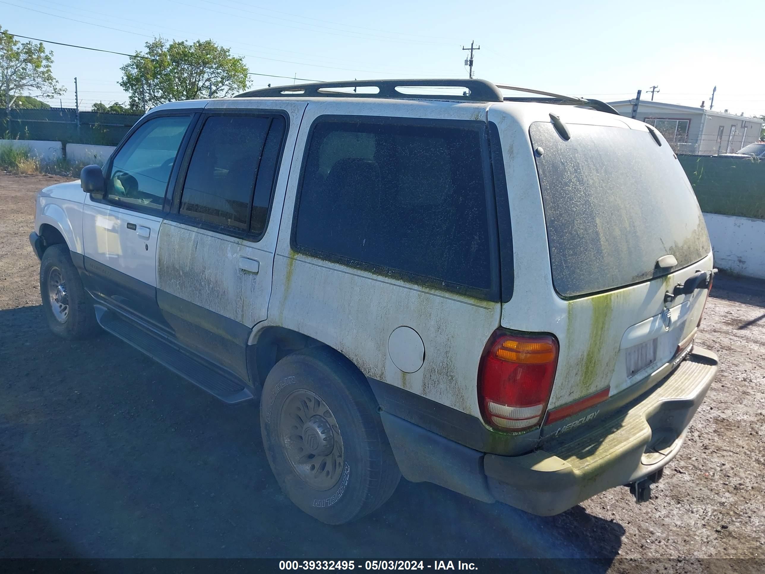 Photo 2 VIN: 4M2ZU76E2YUJ45224 - MERCURY MOUNTAINEER 