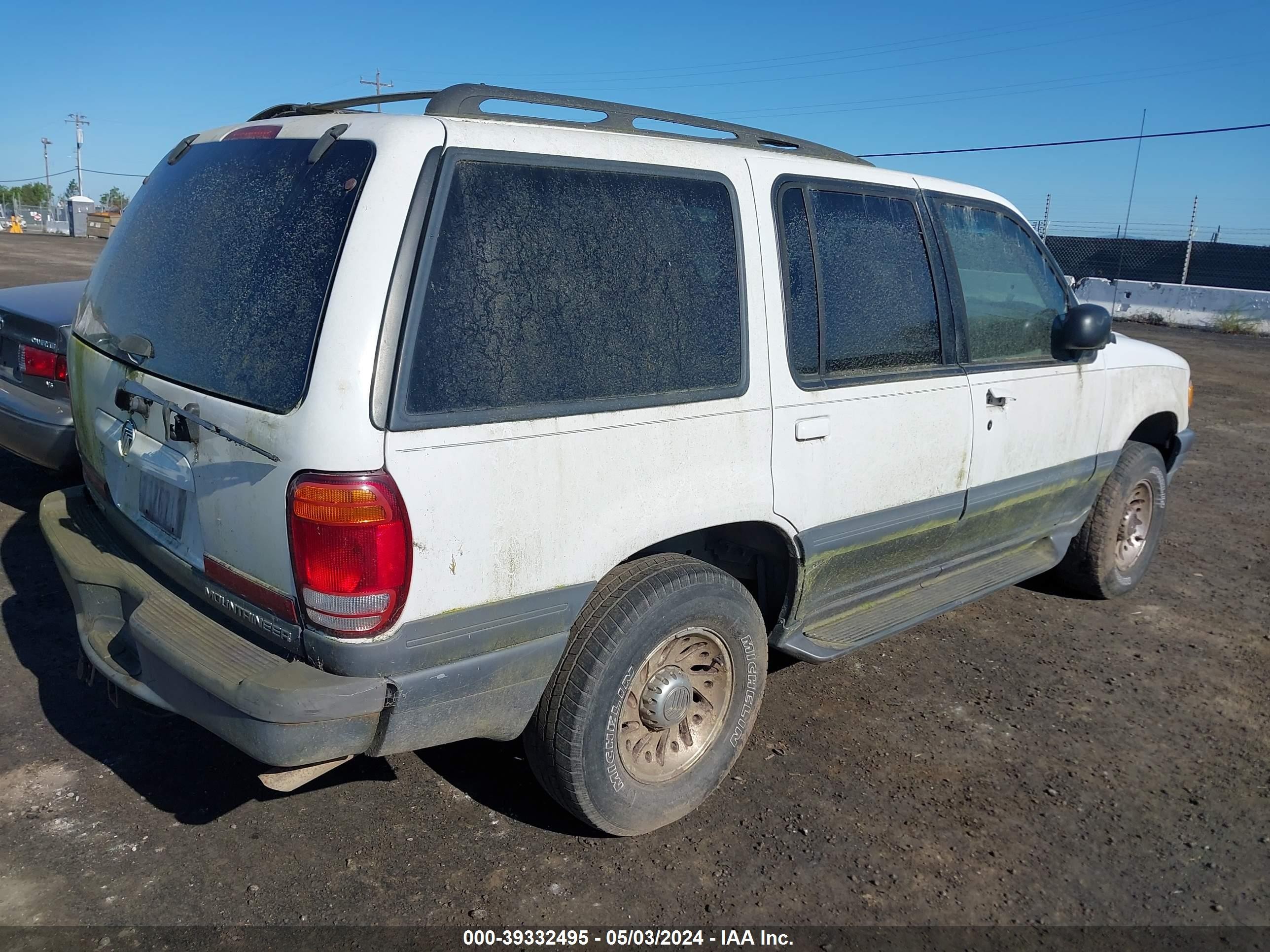 Photo 3 VIN: 4M2ZU76E2YUJ45224 - MERCURY MOUNTAINEER 