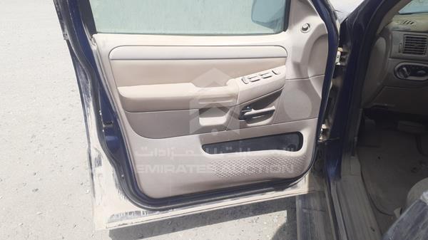 Photo 8 VIN: 4M2ZU86E05ZJ30211 - MERCURY MOUNTAINEER 