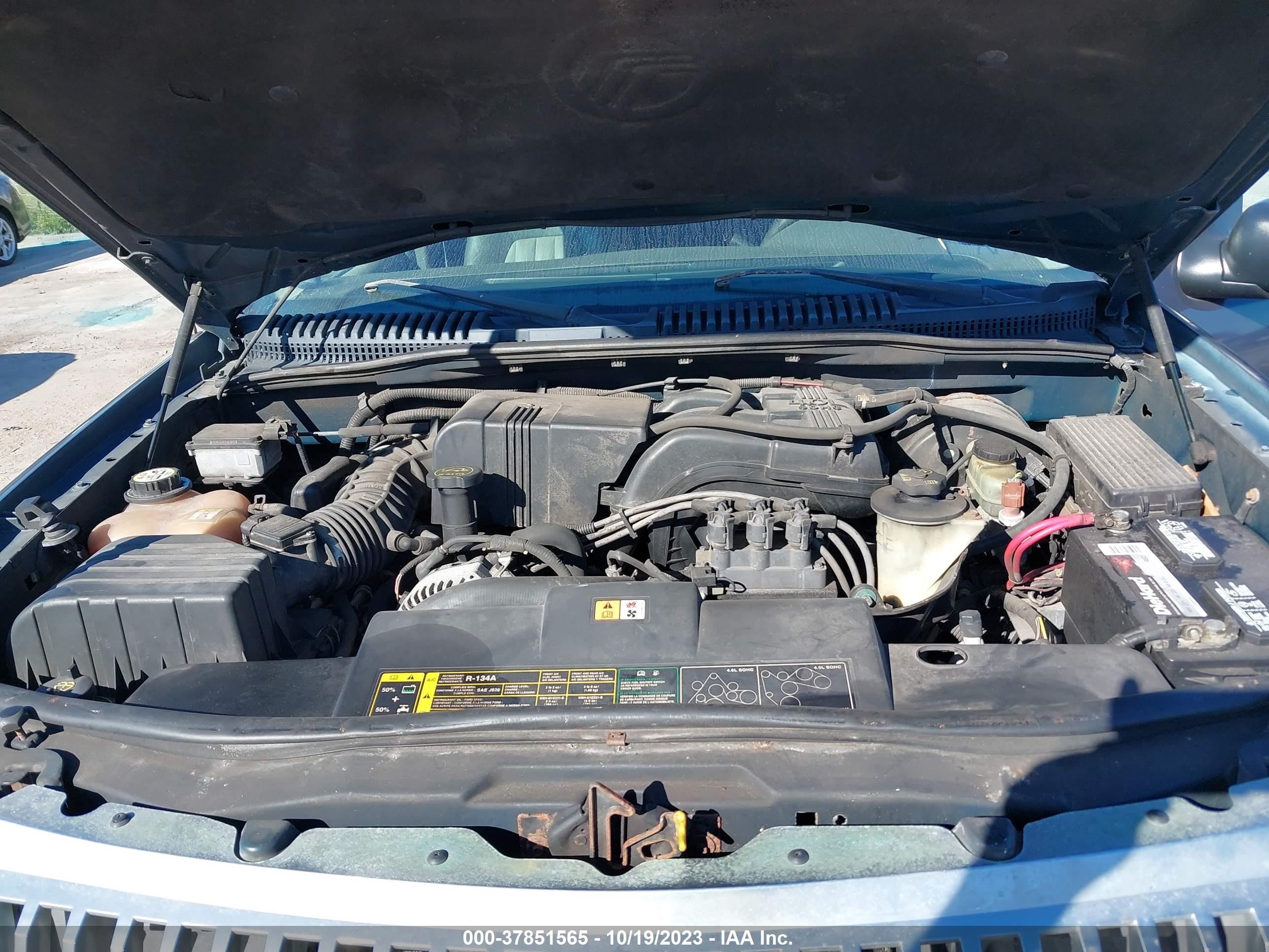 Photo 9 VIN: 4M2ZU86E32UJ18515 - MERCURY MOUNTAINEER 