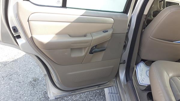 Photo 16 VIN: 4M2ZU86E35ZJ32955 - MERCURY MOUNTAINEER 