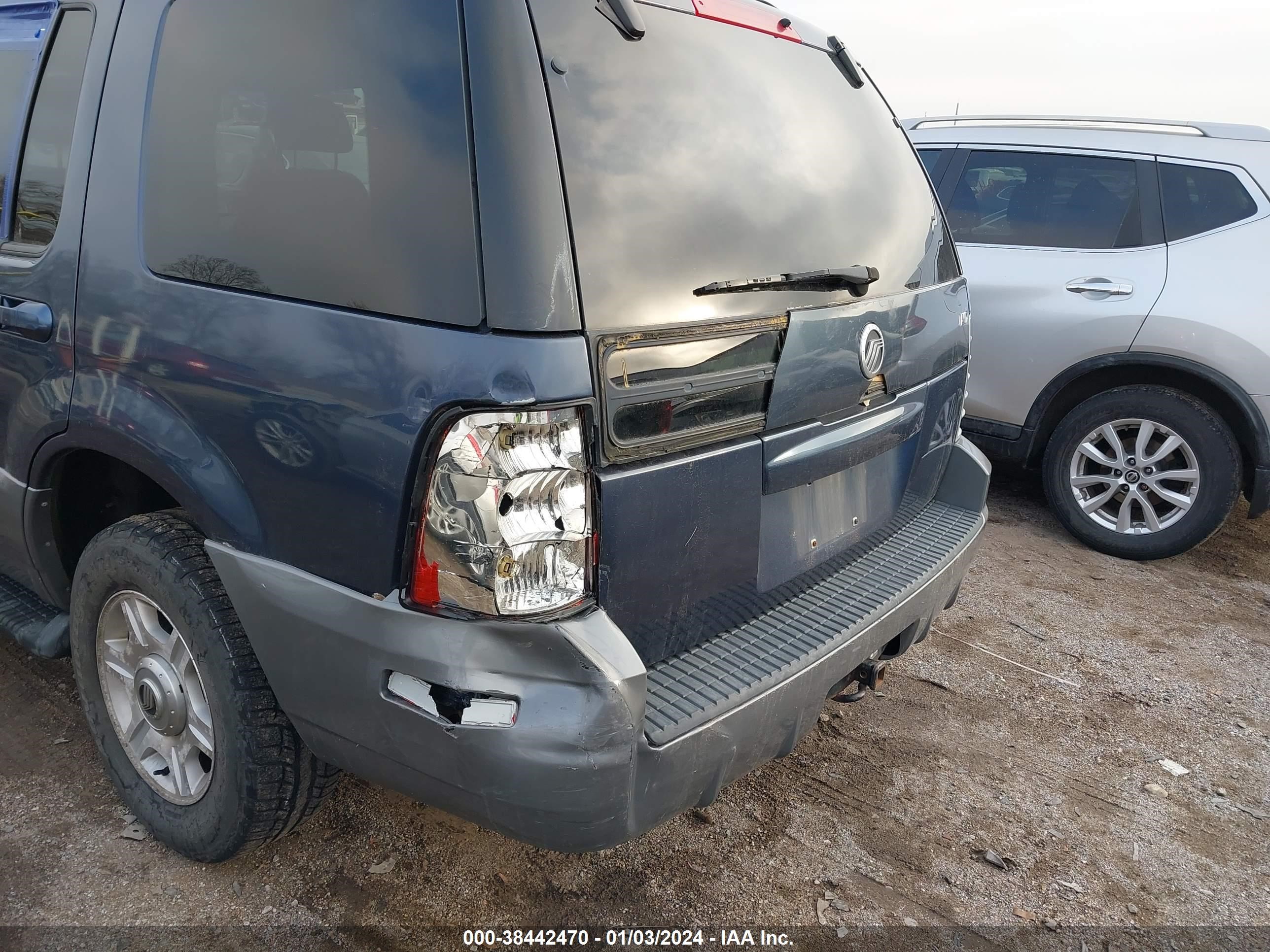 Photo 5 VIN: 4M2ZU86E52ZJ30846 - MERCURY MOUNTAINEER 