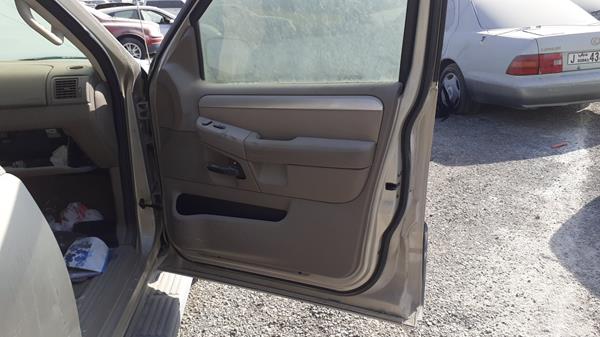 Photo 20 VIN: 4M2ZU86E55ZJ02419 - MERCURY MOUNTAINEER 