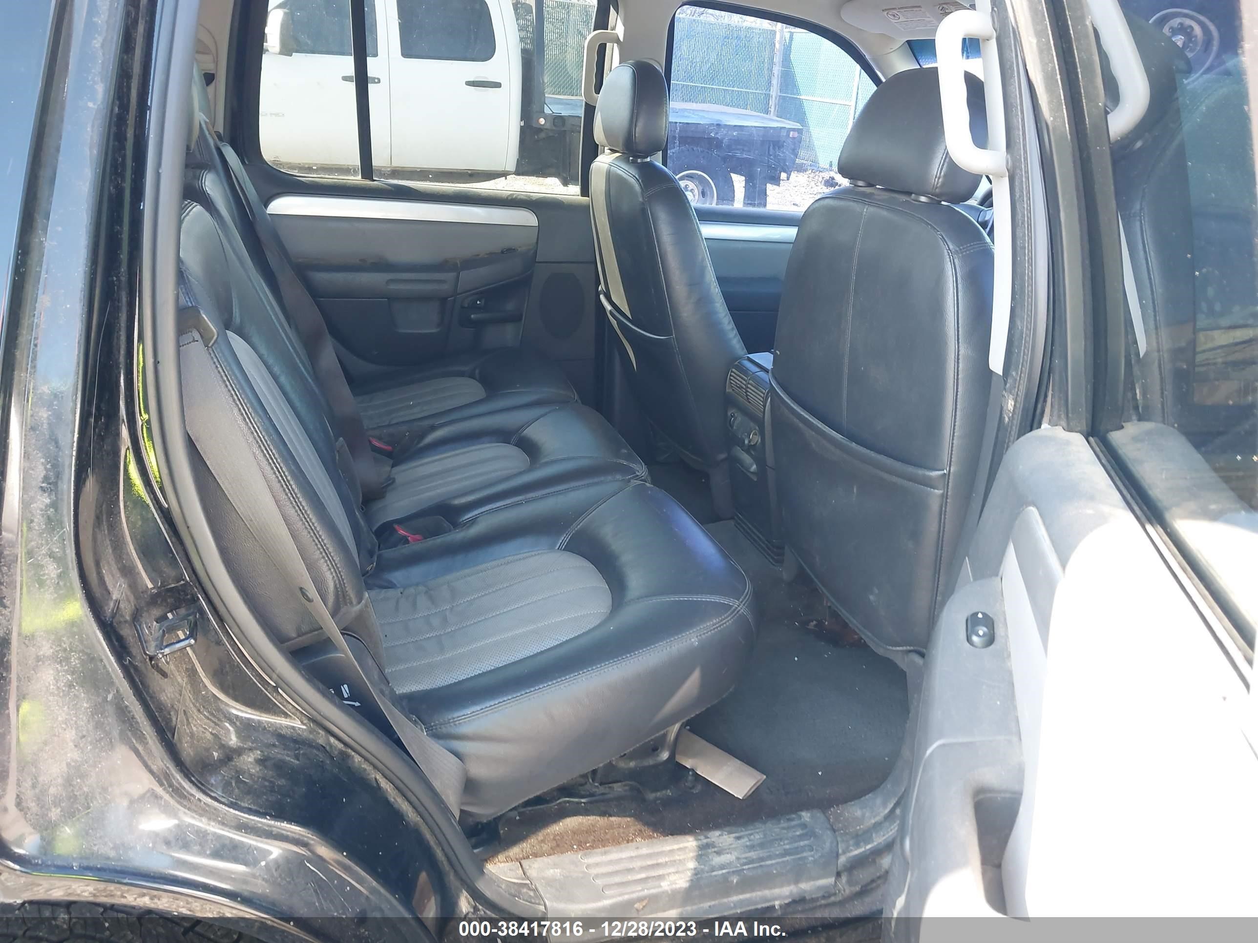 Photo 7 VIN: 4M2ZU86K34UJ20158 - MERCURY MOUNTAINEER 