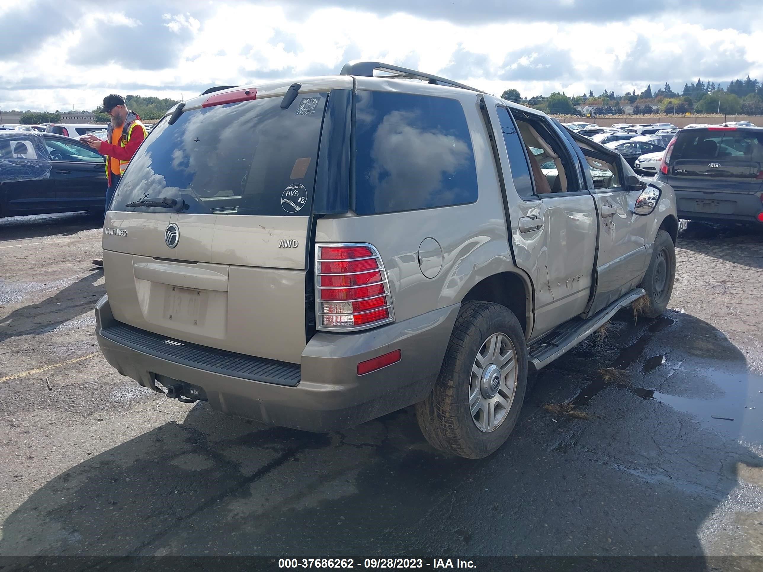 Photo 3 VIN: 4M2ZU86K34ZJ16663 - MERCURY MOUNTAINEER 