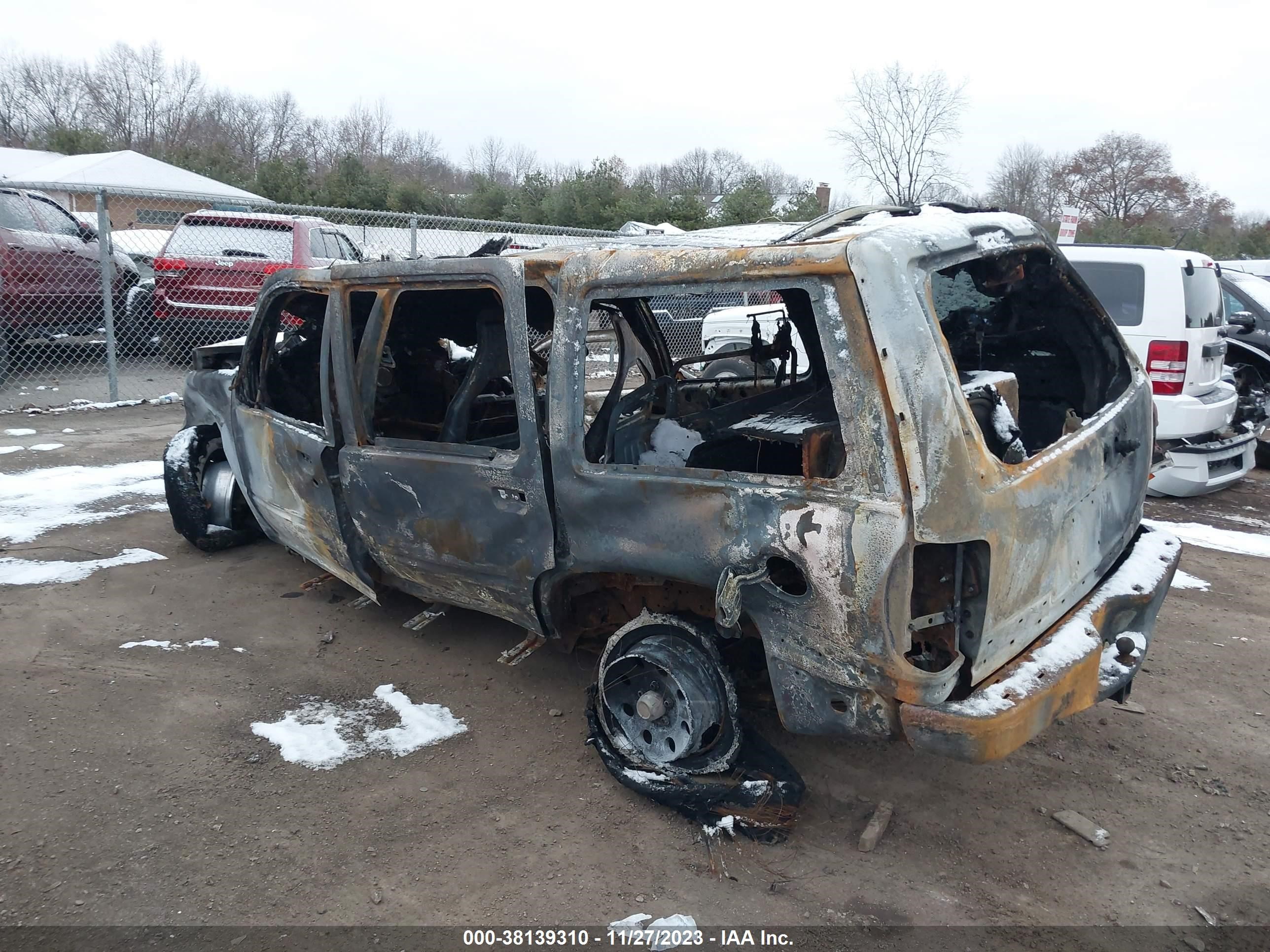 Photo 2 VIN: 4M2ZU86P3YUJ41335 - MERCURY MOUNTAINEER 