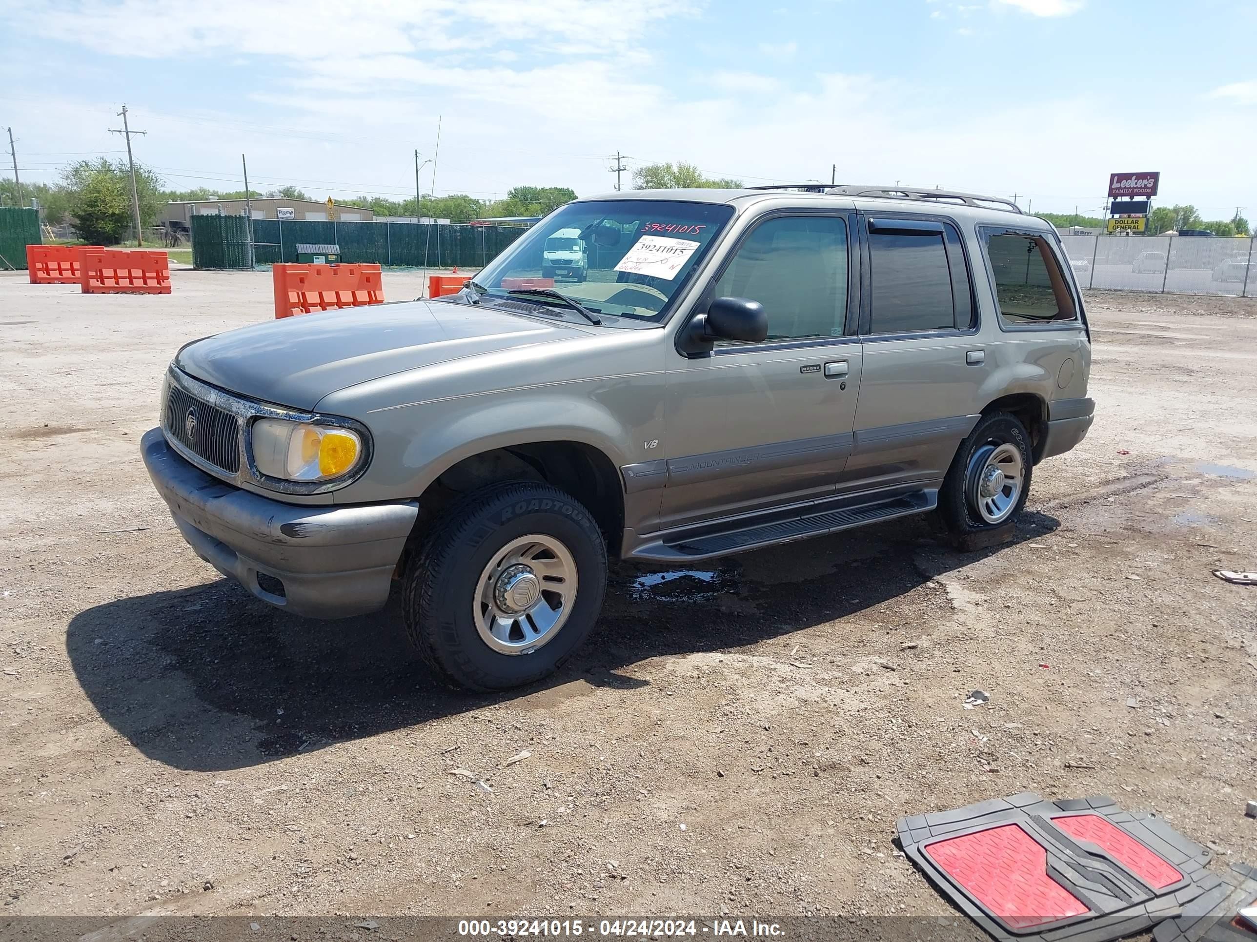 Photo 1 VIN: 4M2ZU86P4YUJ29551 - MERCURY MOUNTAINEER 