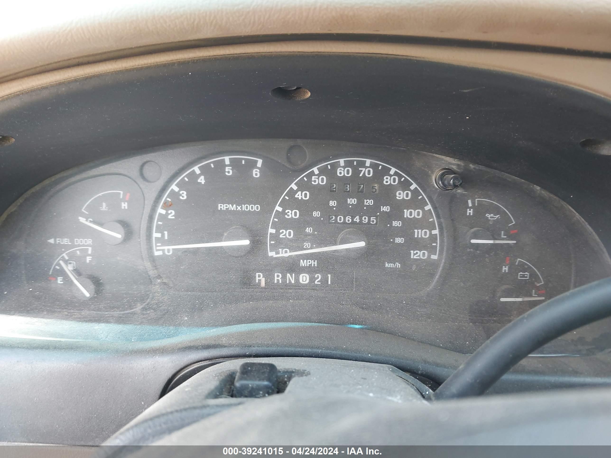 Photo 6 VIN: 4M2ZU86P4YUJ29551 - MERCURY MOUNTAINEER 