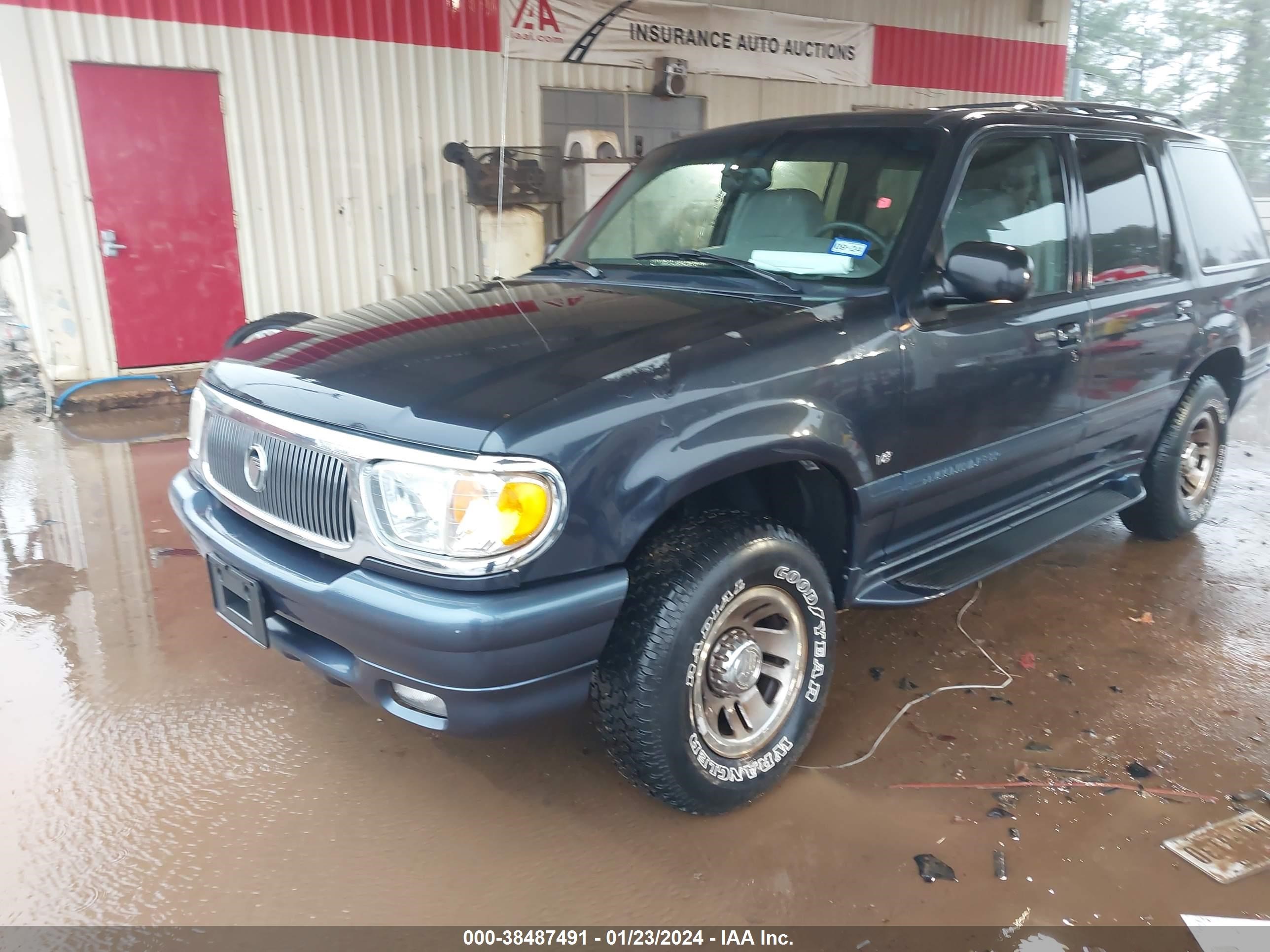 Photo 1 VIN: 4M2ZU86P5YUJ25055 - MERCURY MOUNTAINEER 