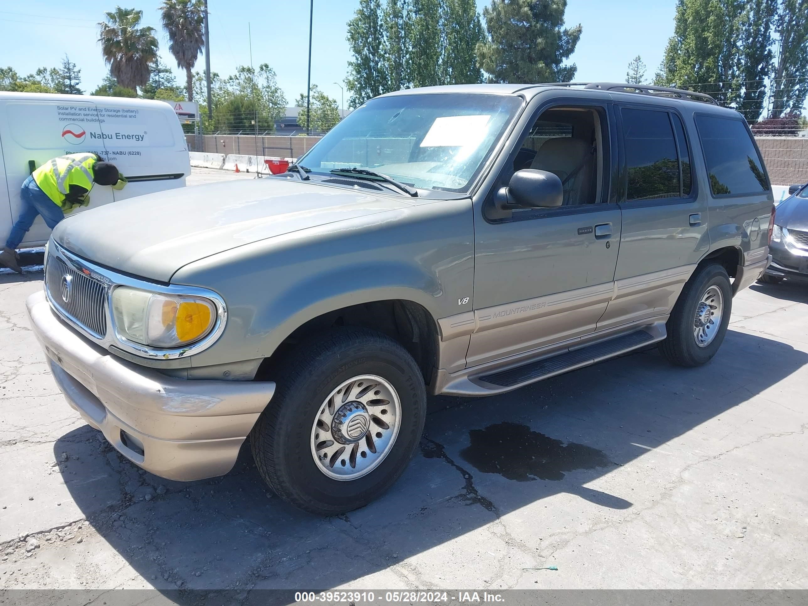 Photo 1 VIN: 4M2ZU86P7YUJ43248 - MERCURY MOUNTAINEER 