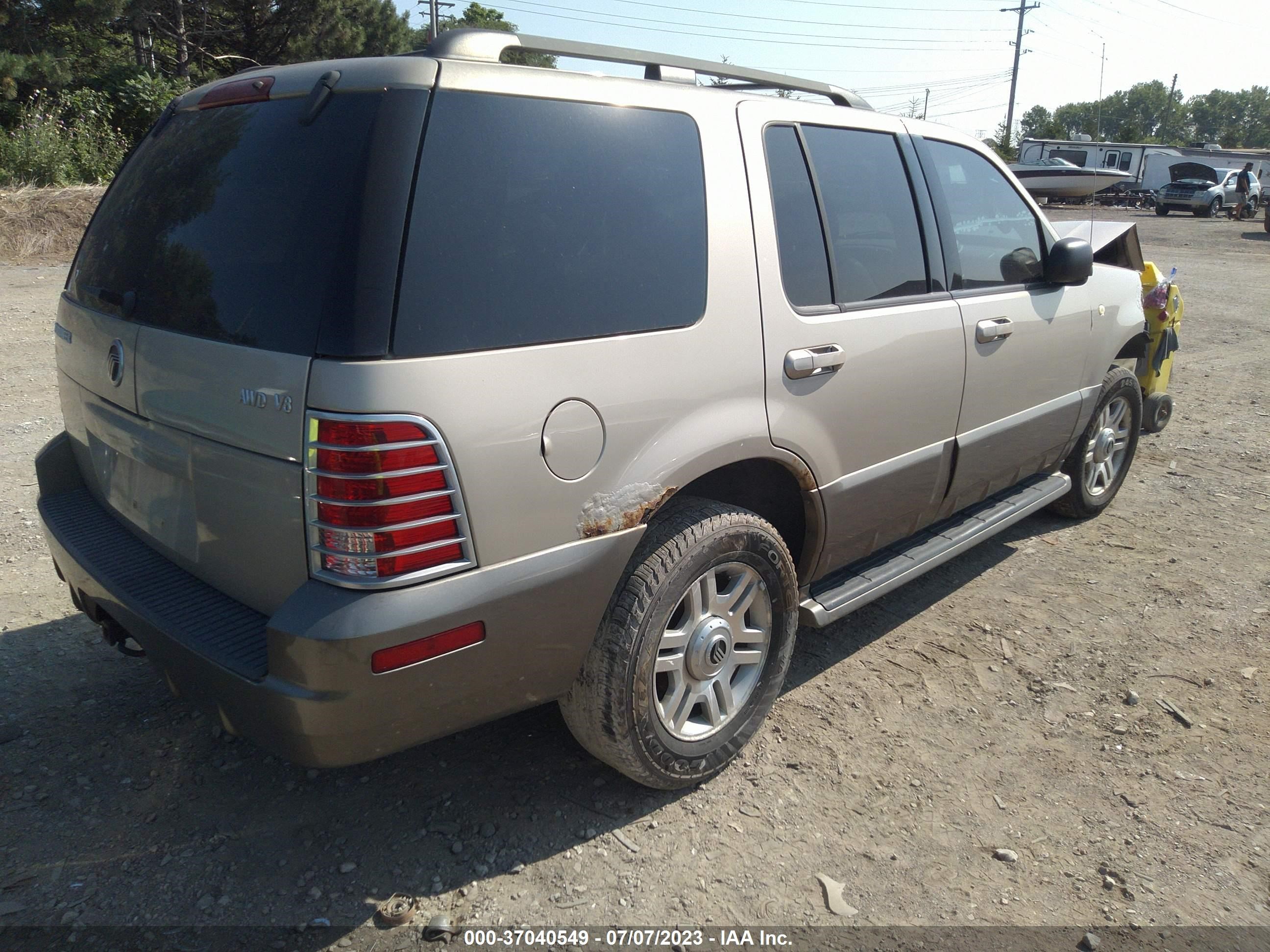 Photo 3 VIN: 4M2ZU86W14ZJ00223 - MERCURY MOUNTAINEER 