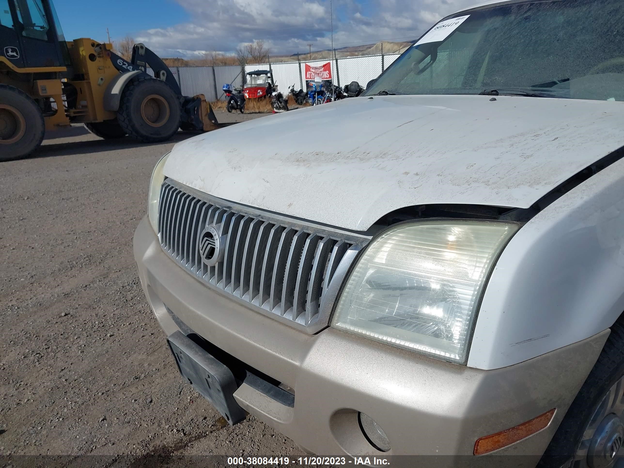 Photo 5 VIN: 4M2ZU86W64ZJ14425 - MERCURY MOUNTAINEER 