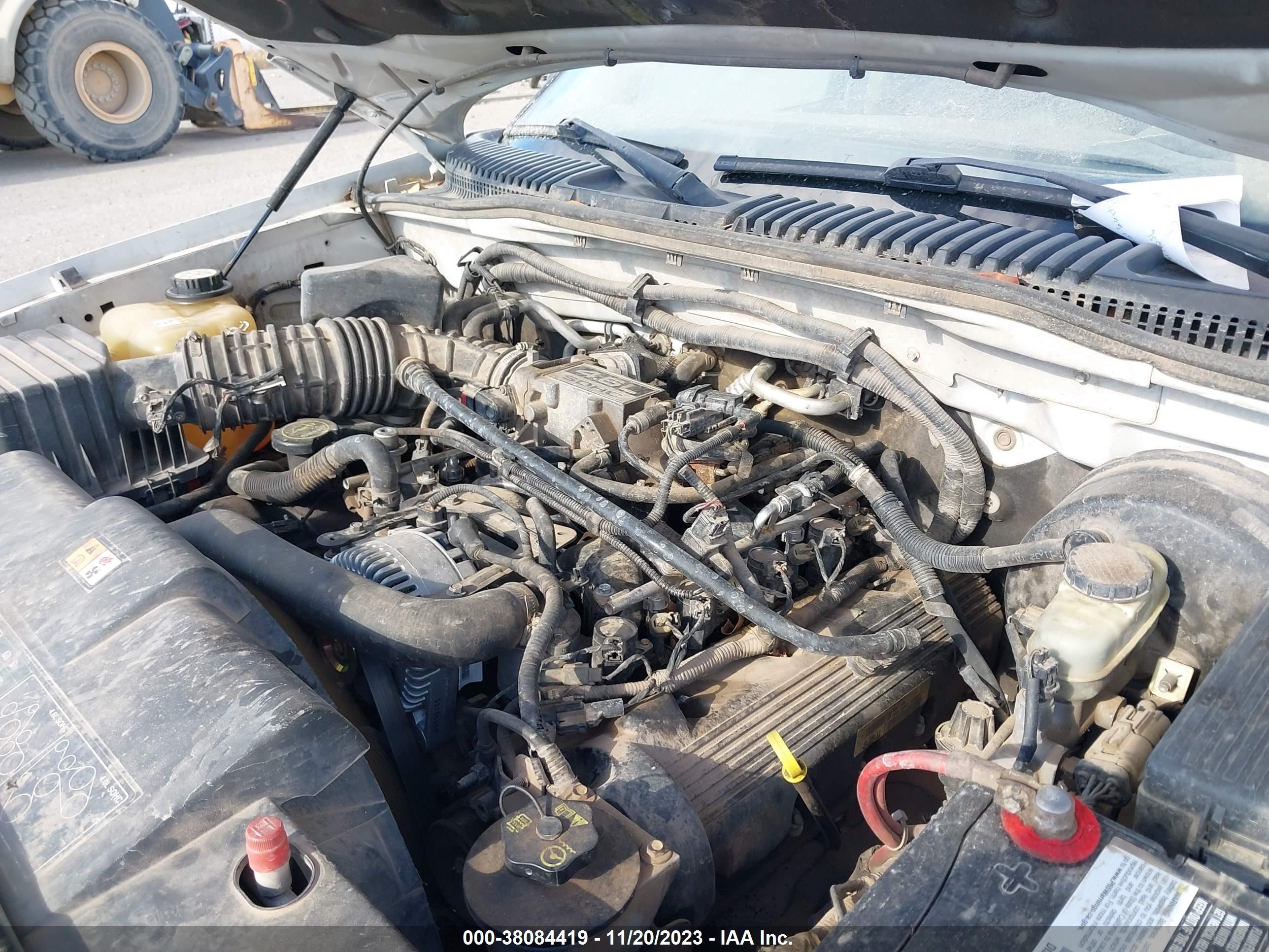 Photo 9 VIN: 4M2ZU86W64ZJ14425 - MERCURY MOUNTAINEER 