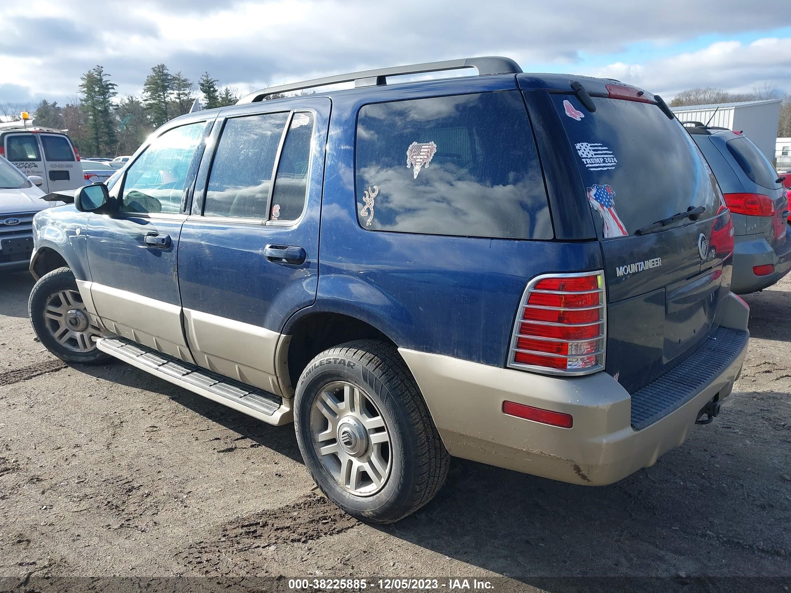 Photo 2 VIN: 4M2ZU86W74ZJ35462 - MERCURY MOUNTAINEER 