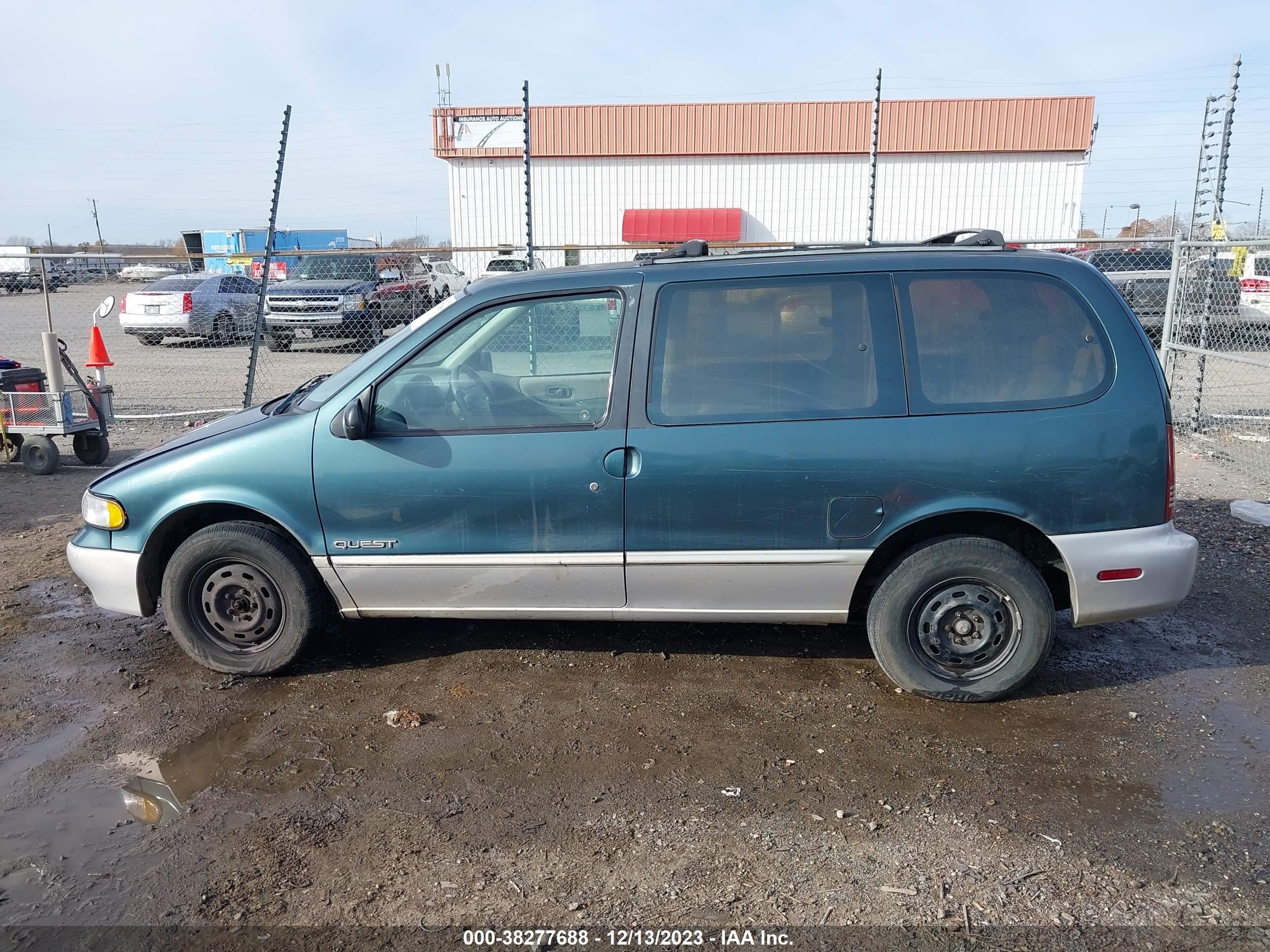 Photo 13 VIN: 4N2DN11W9TD813777 - NISSAN QUEST 