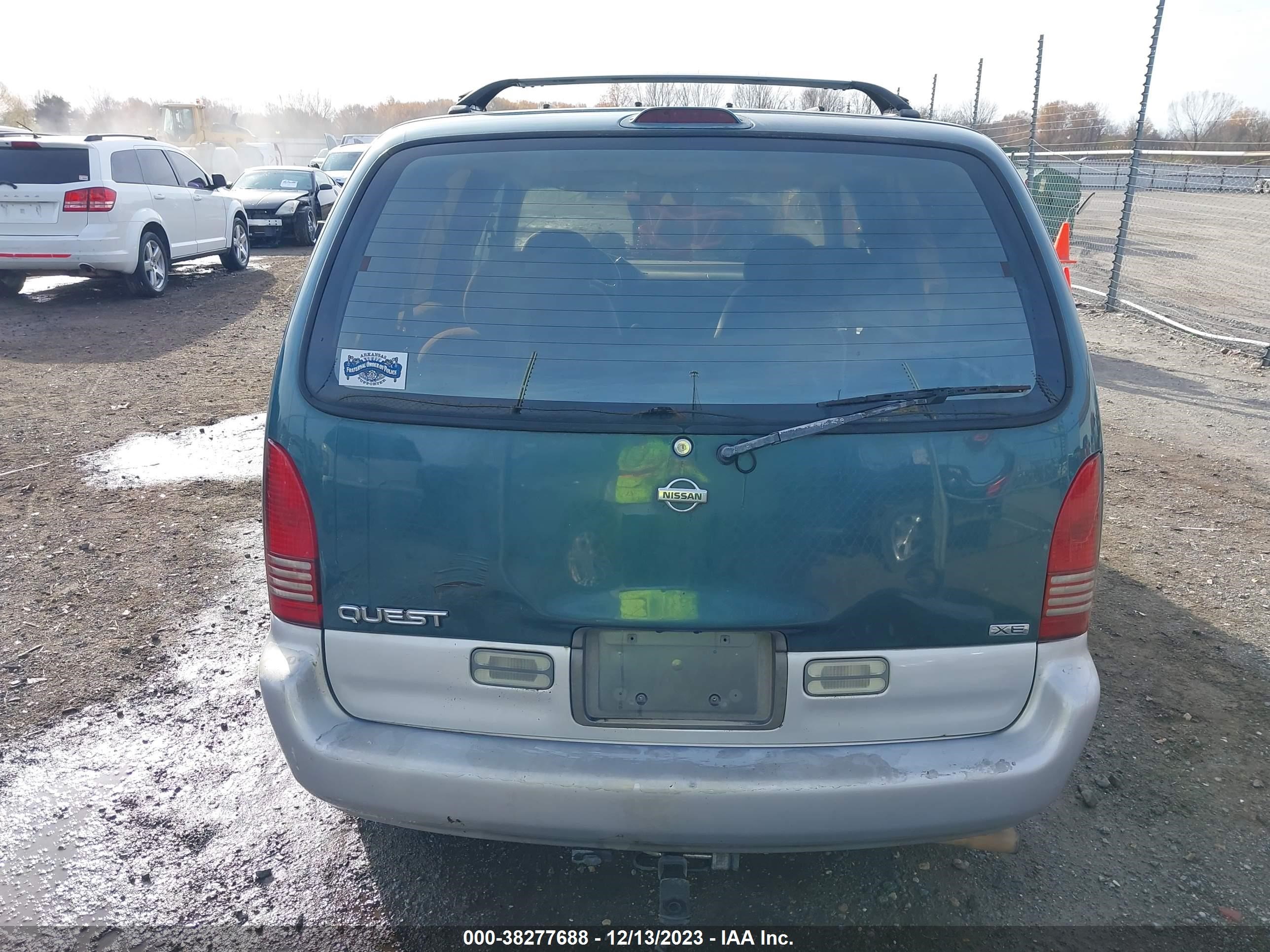 Photo 15 VIN: 4N2DN11W9TD813777 - NISSAN QUEST 