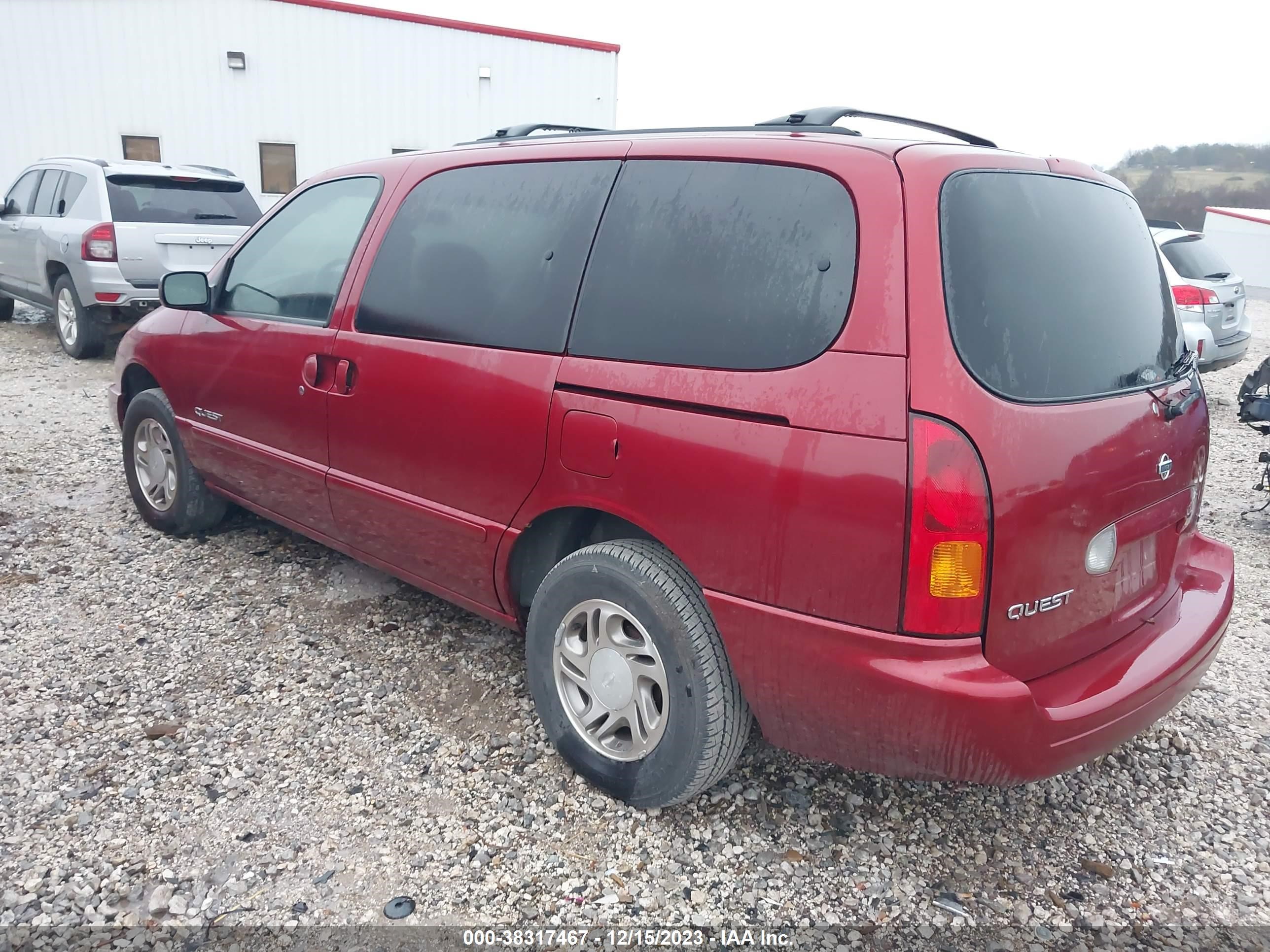 Photo 2 VIN: 4N2XN11T9YD843775 - NISSAN QUEST 