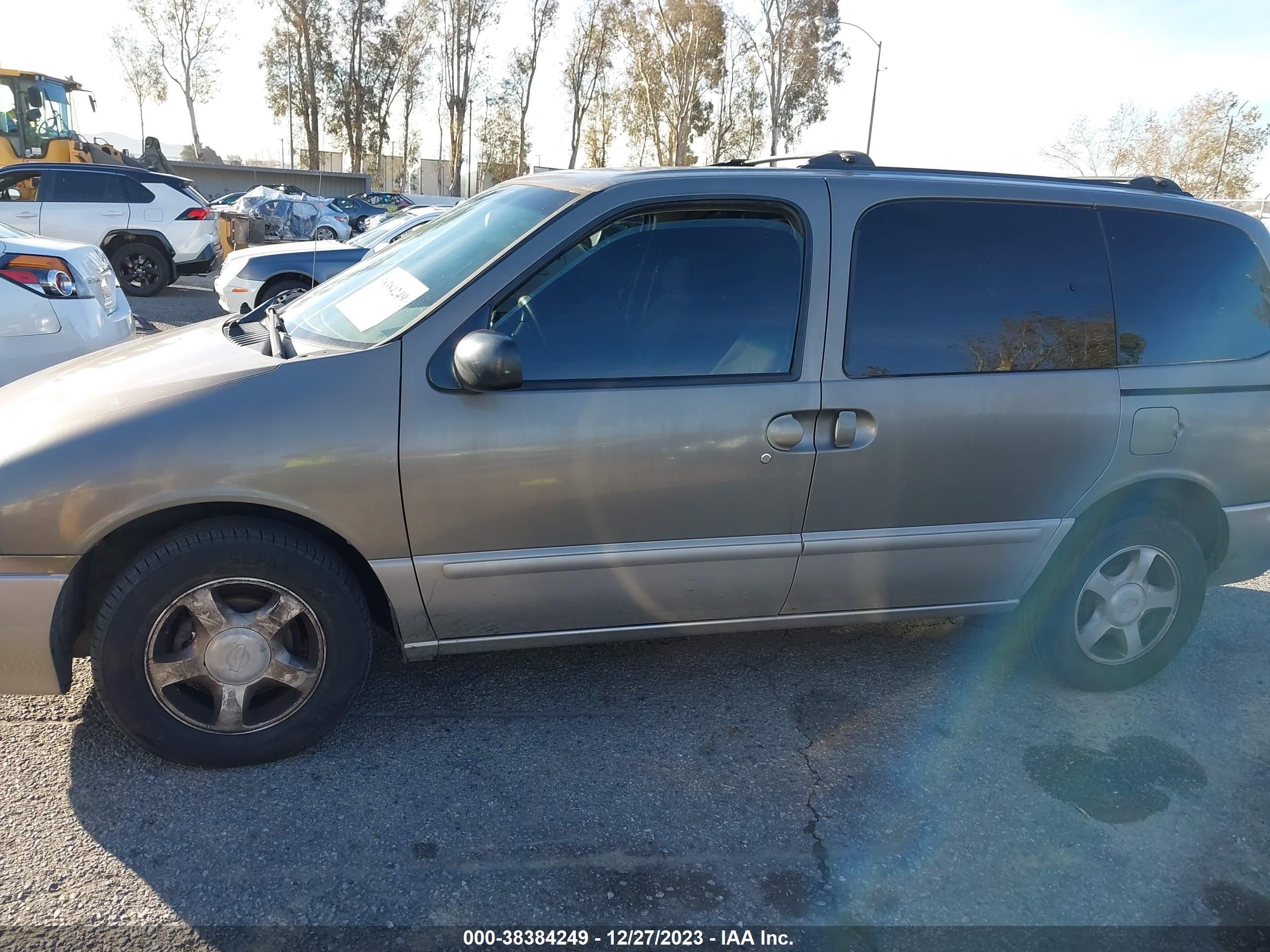 Photo 13 VIN: 4N2ZN15T21D813249 - NISSAN QUEST 