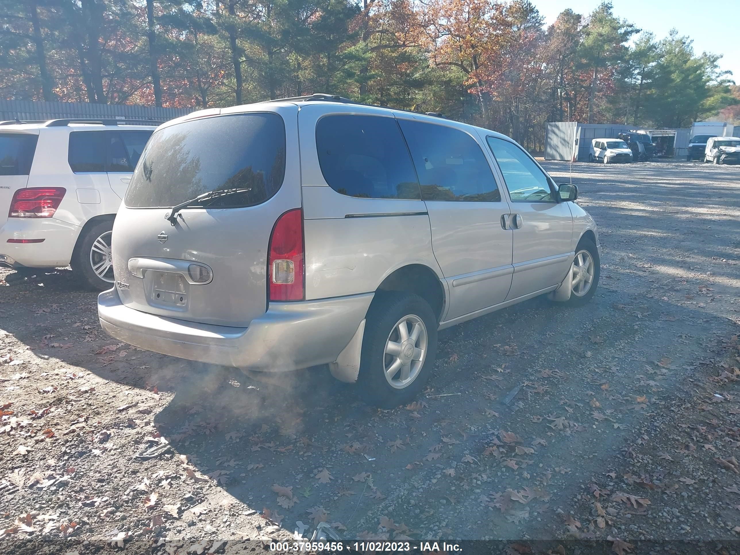 Photo 3 VIN: 4N2ZN15TX2D806549 - NISSAN QUEST 