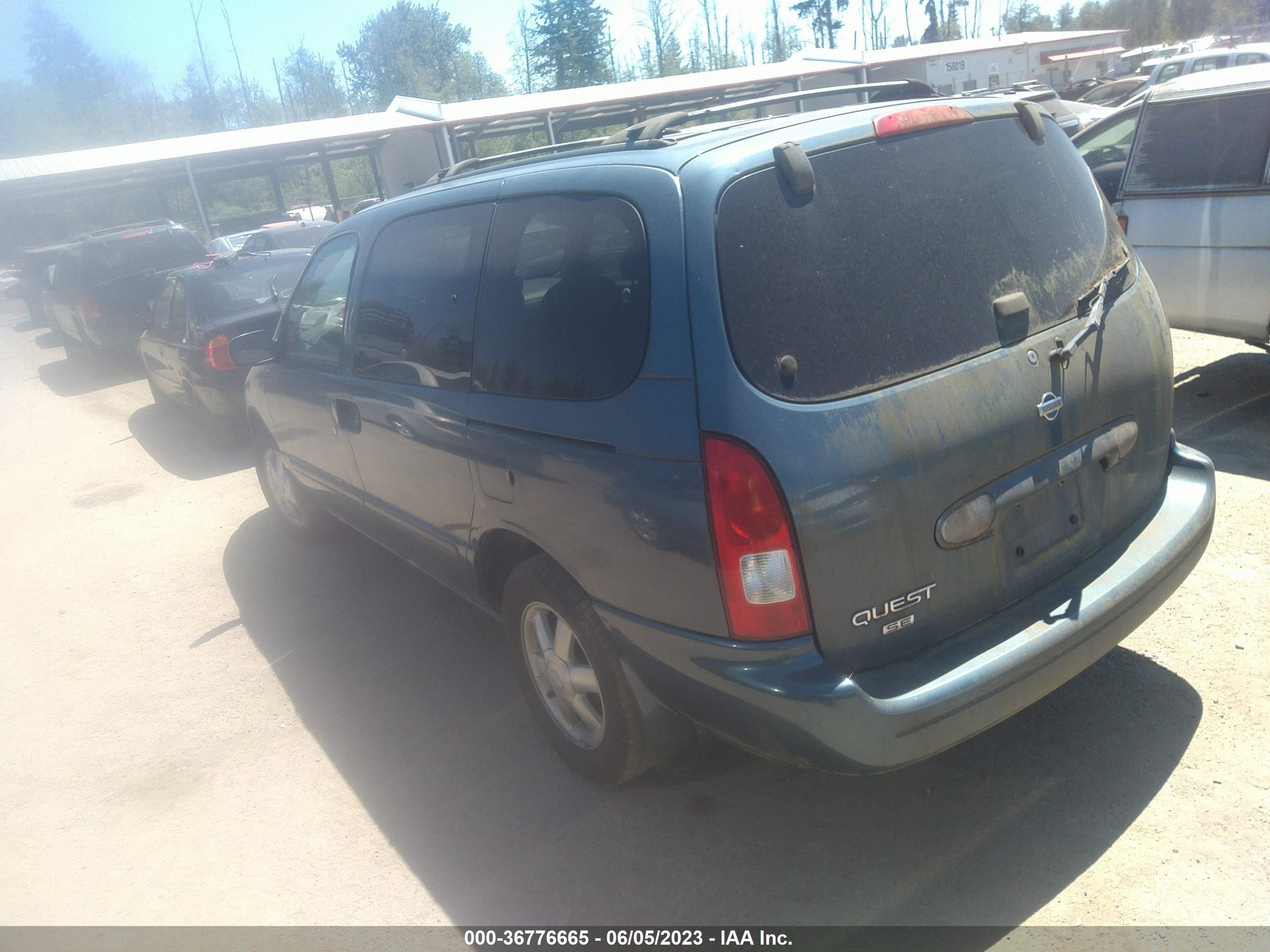 Photo 2 VIN: 4N2ZN16T21D812715 - NISSAN QUEST 