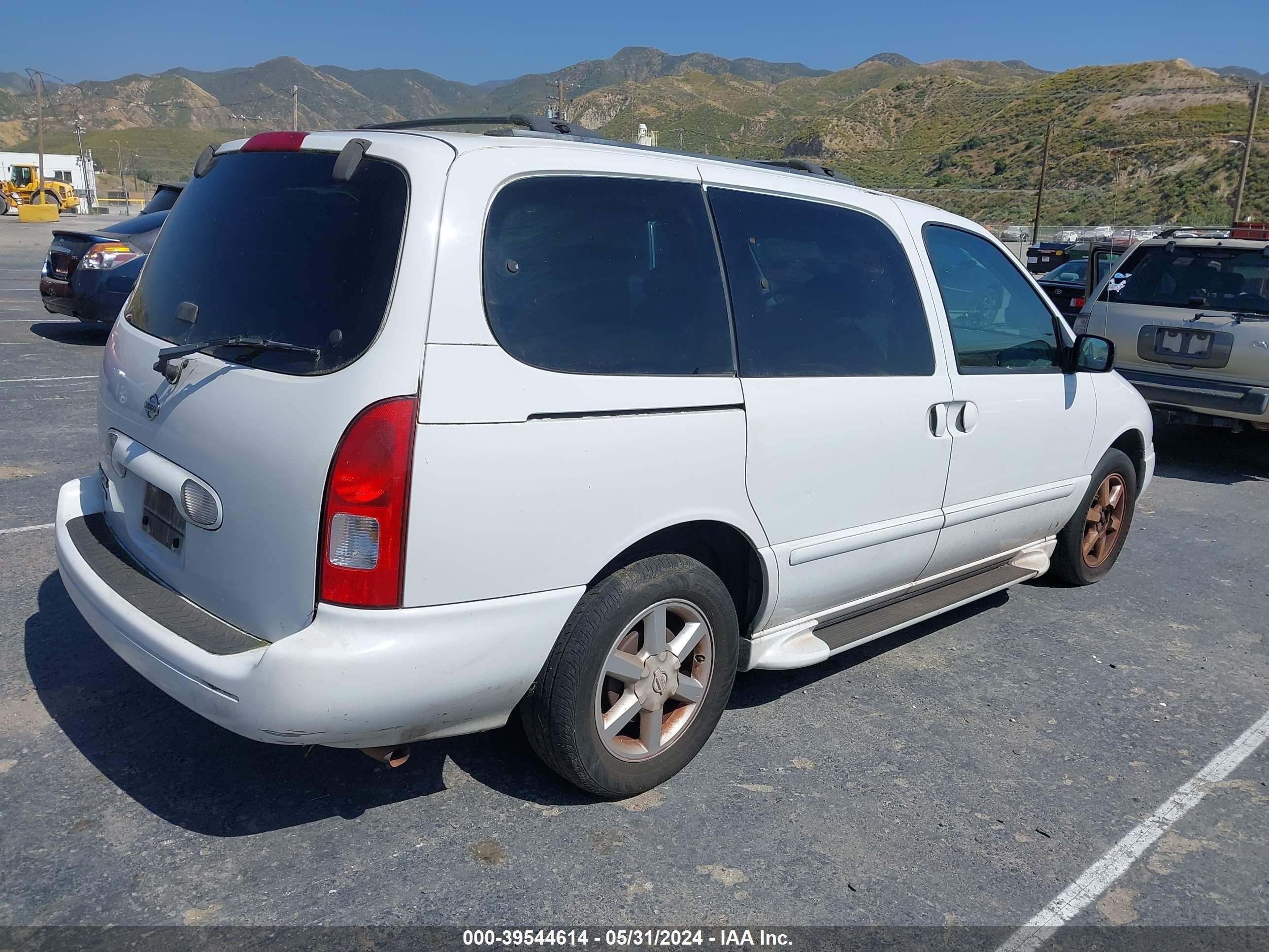 Photo 3 VIN: 4N2ZN17T31D813998 - NISSAN QUEST 