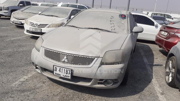 Photo 5 VIN: 4P3SYDJ3ABE801139 - MITSUBISHI GALANT 