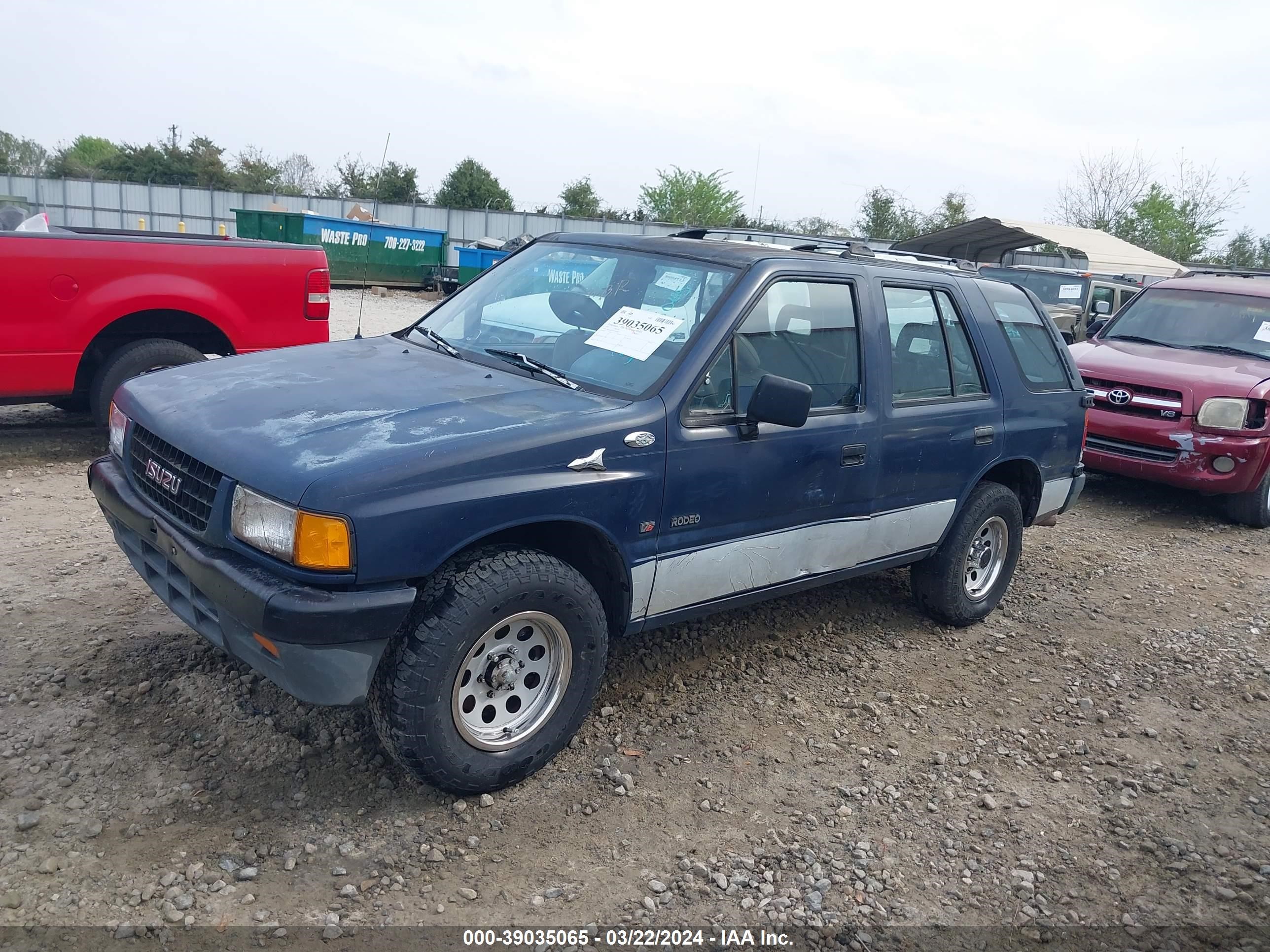 Photo 1 VIN: 4S2CG58V6P4320050 - ISUZU RODEO 