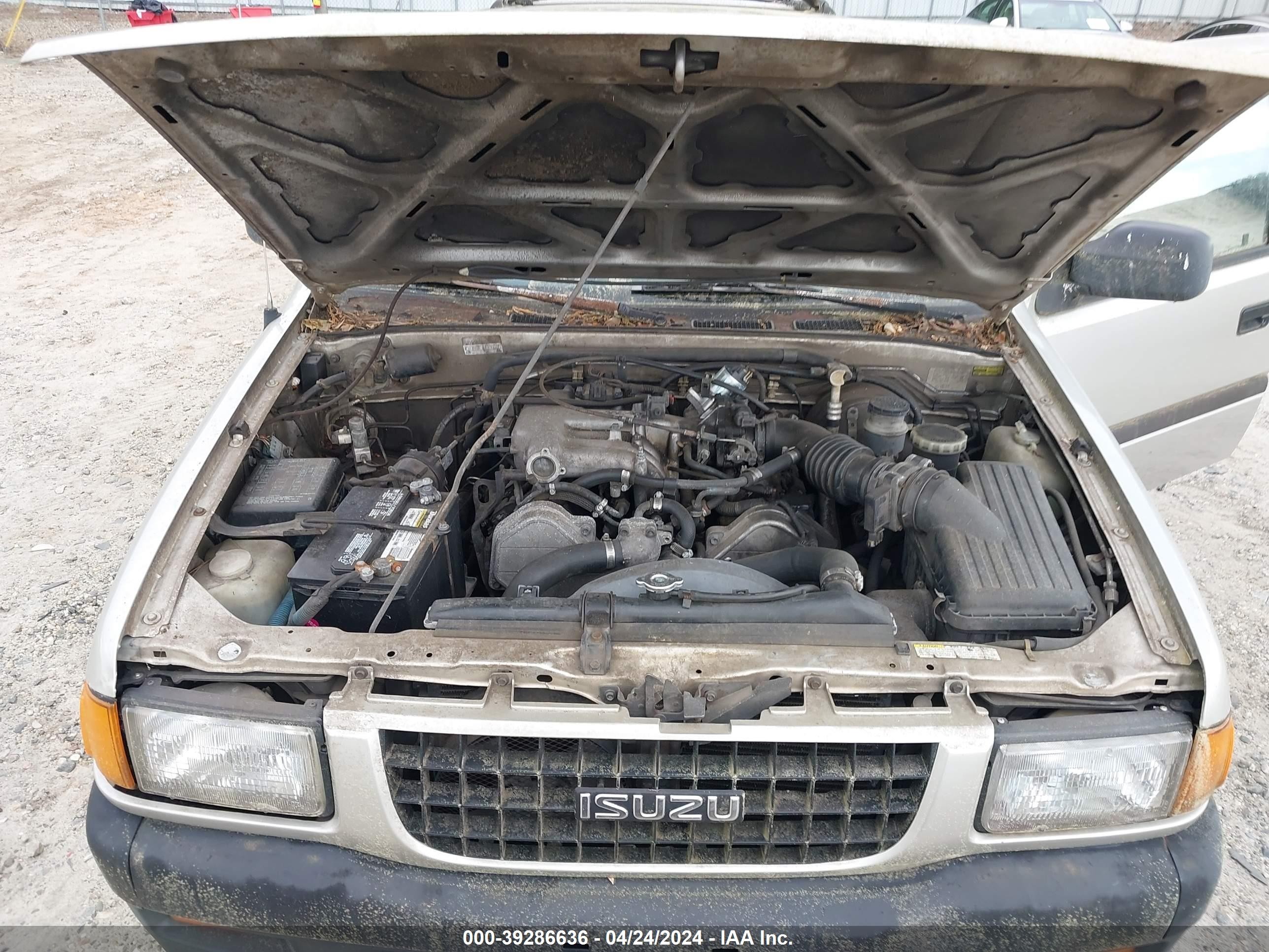 Photo 9 VIN: 4S2CK58V2T4338618 - ISUZU RODEO 