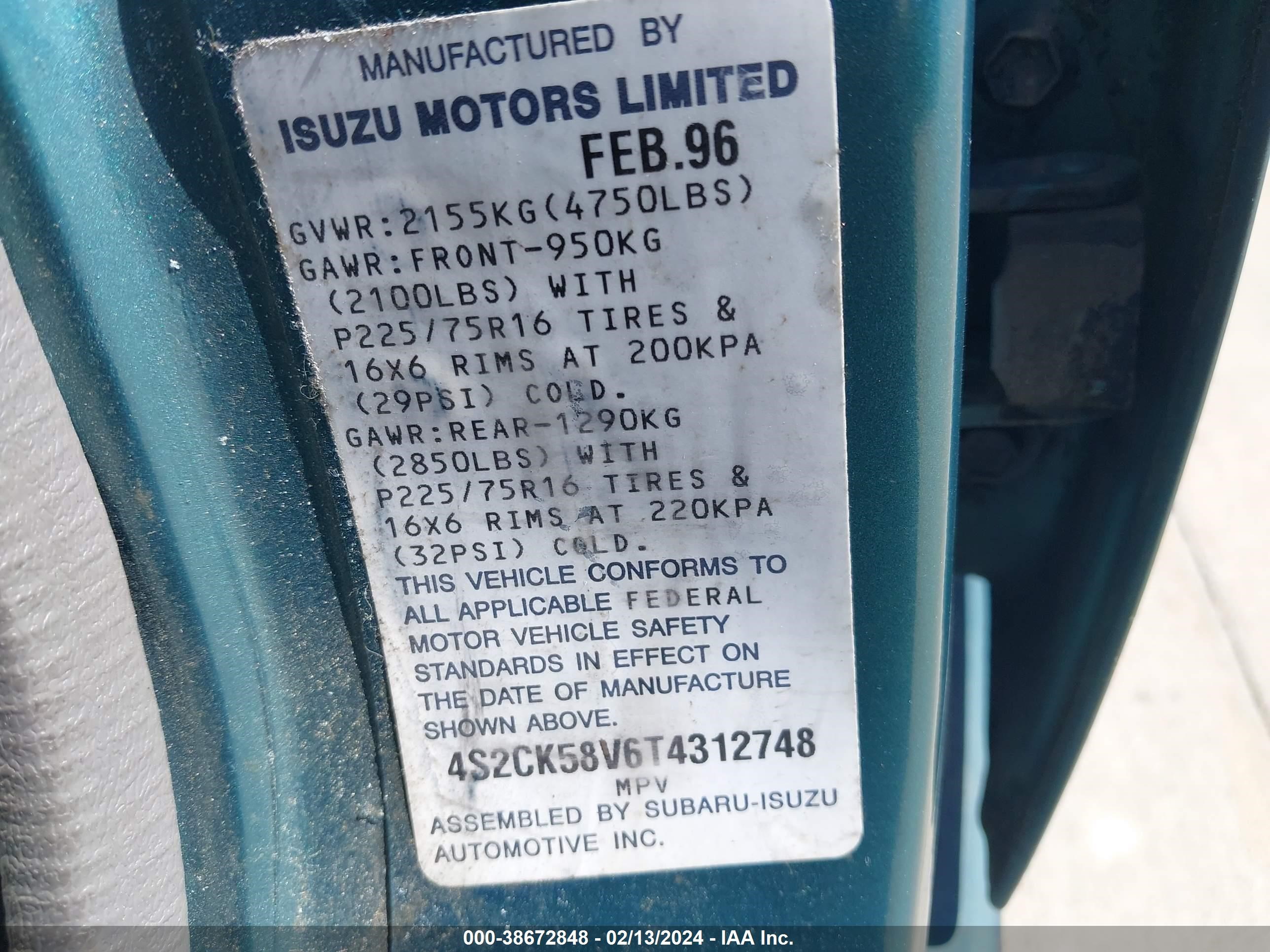 Photo 8 VIN: 4S2CK58V6T4312748 - ISUZU RODEO 