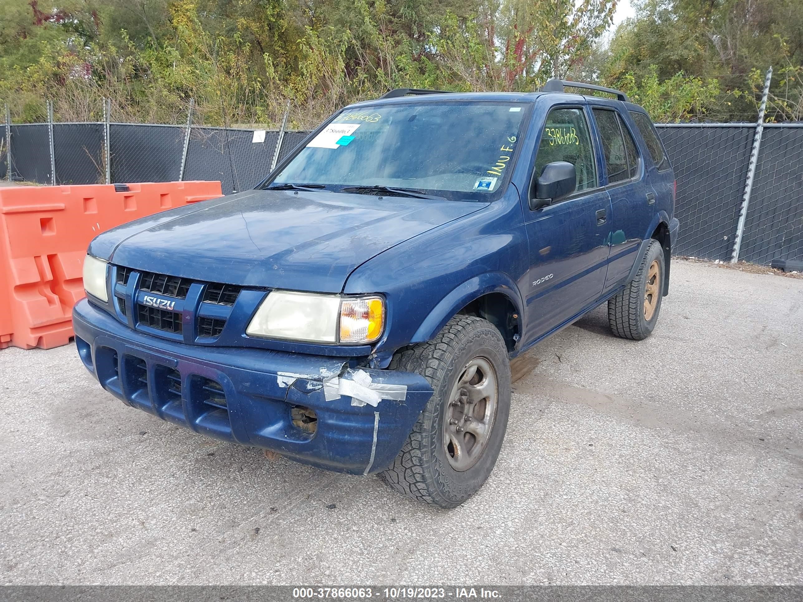 Photo 5 VIN: 4S2CK58W244313552 - ISUZU RODEO 