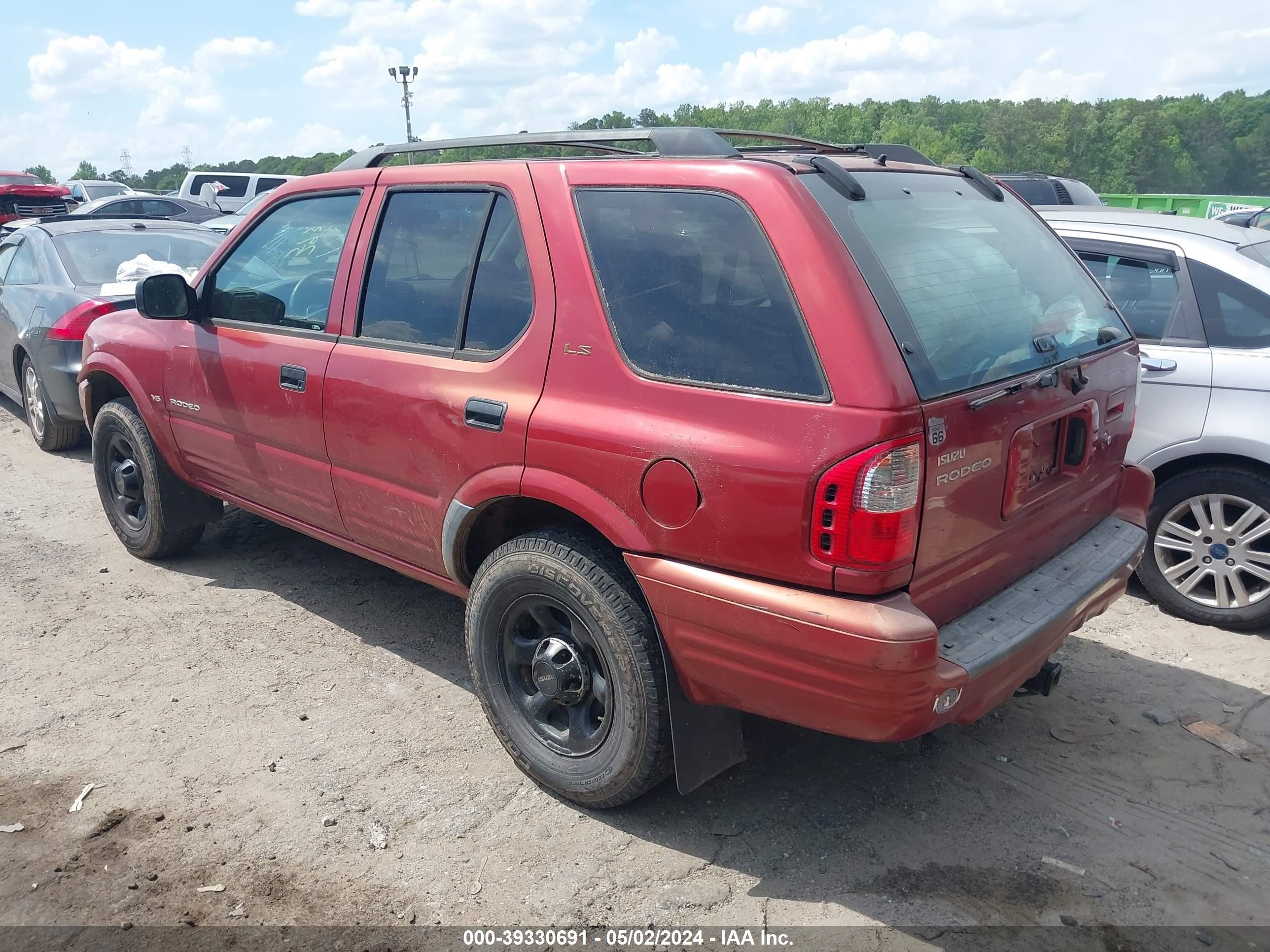 Photo 2 VIN: 4S2CK58W314344403 - ISUZU RODEO 