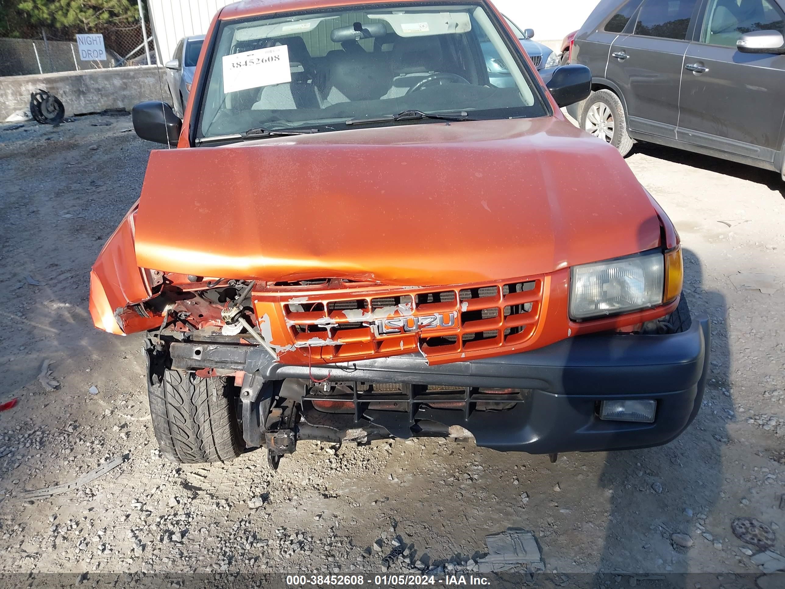 Photo 5 VIN: 4S2CK58W4W4369656 - ISUZU RODEO 