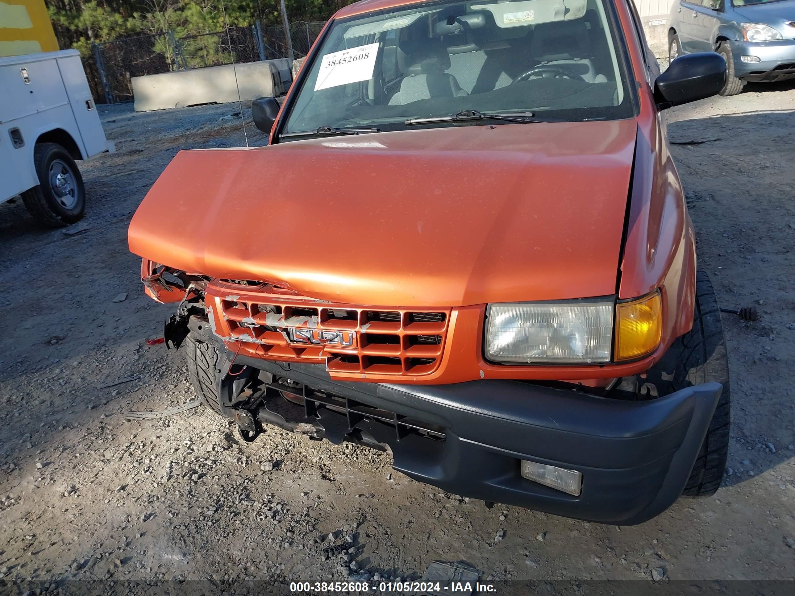 Photo 9 VIN: 4S2CK58W4W4369656 - ISUZU RODEO 