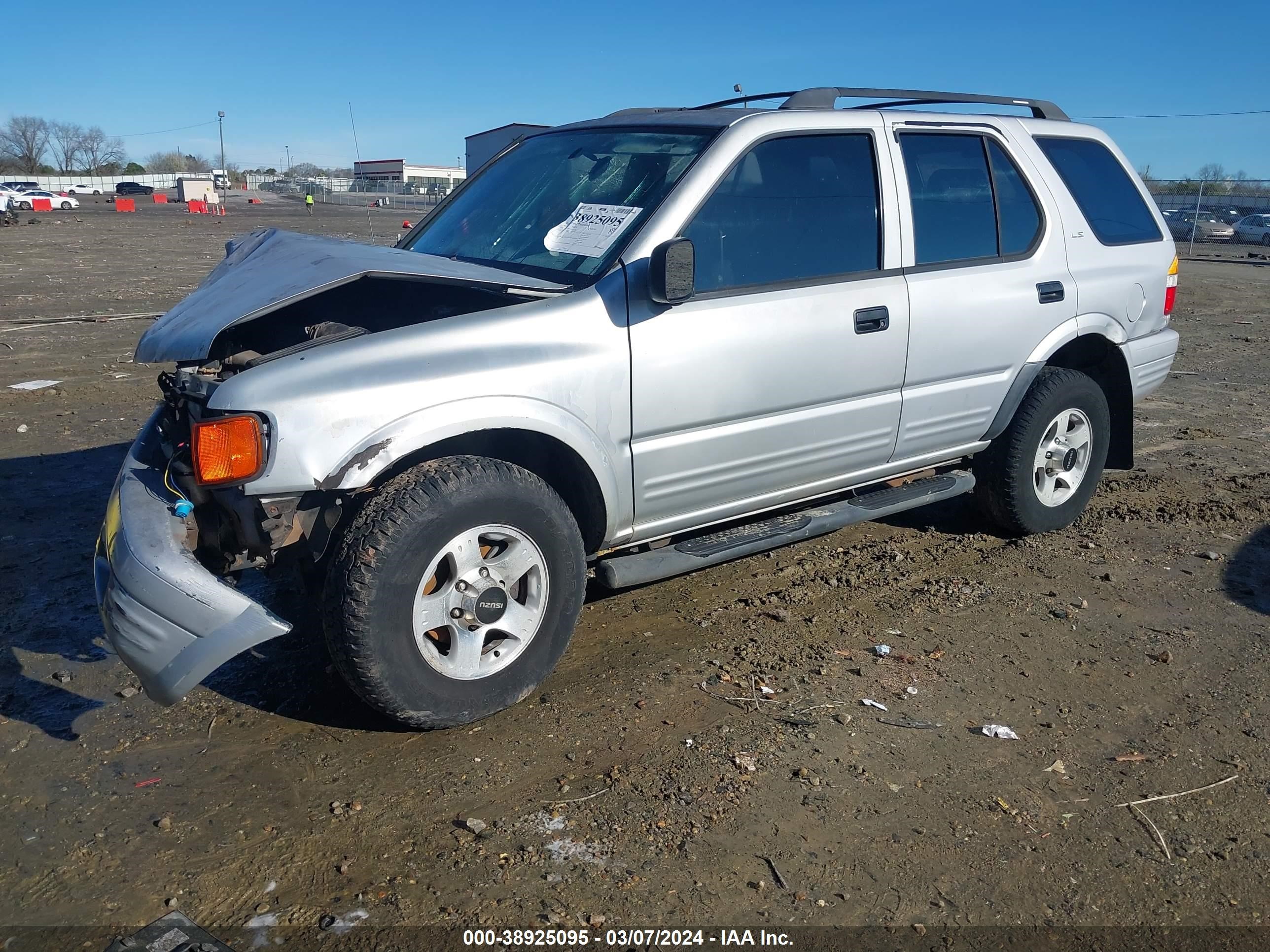 Photo 1 VIN: 4S2CK58W5X4313260 - ISUZU RODEO 