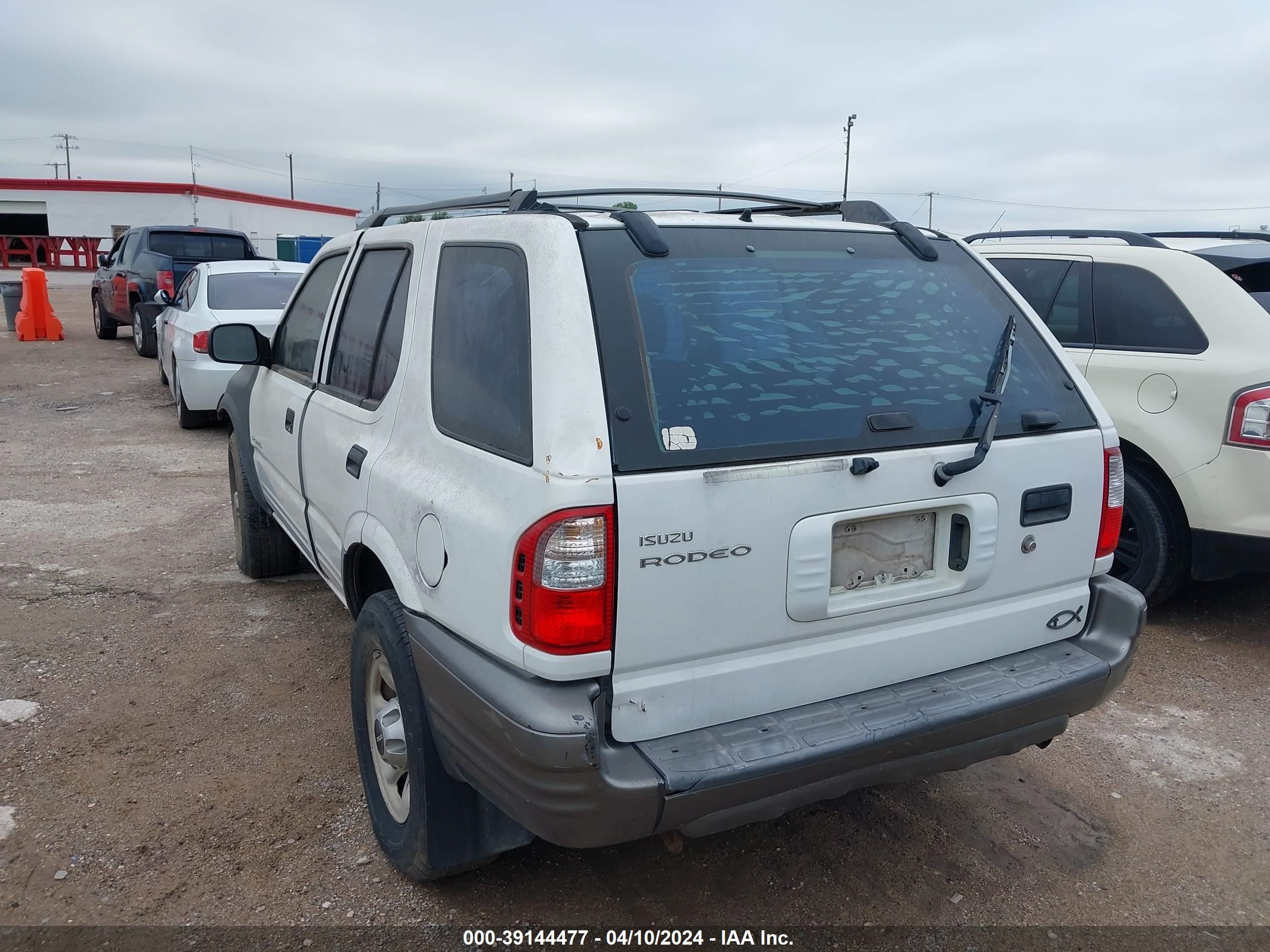 Photo 2 VIN: 4S2CK58W614322878 - ISUZU RODEO 