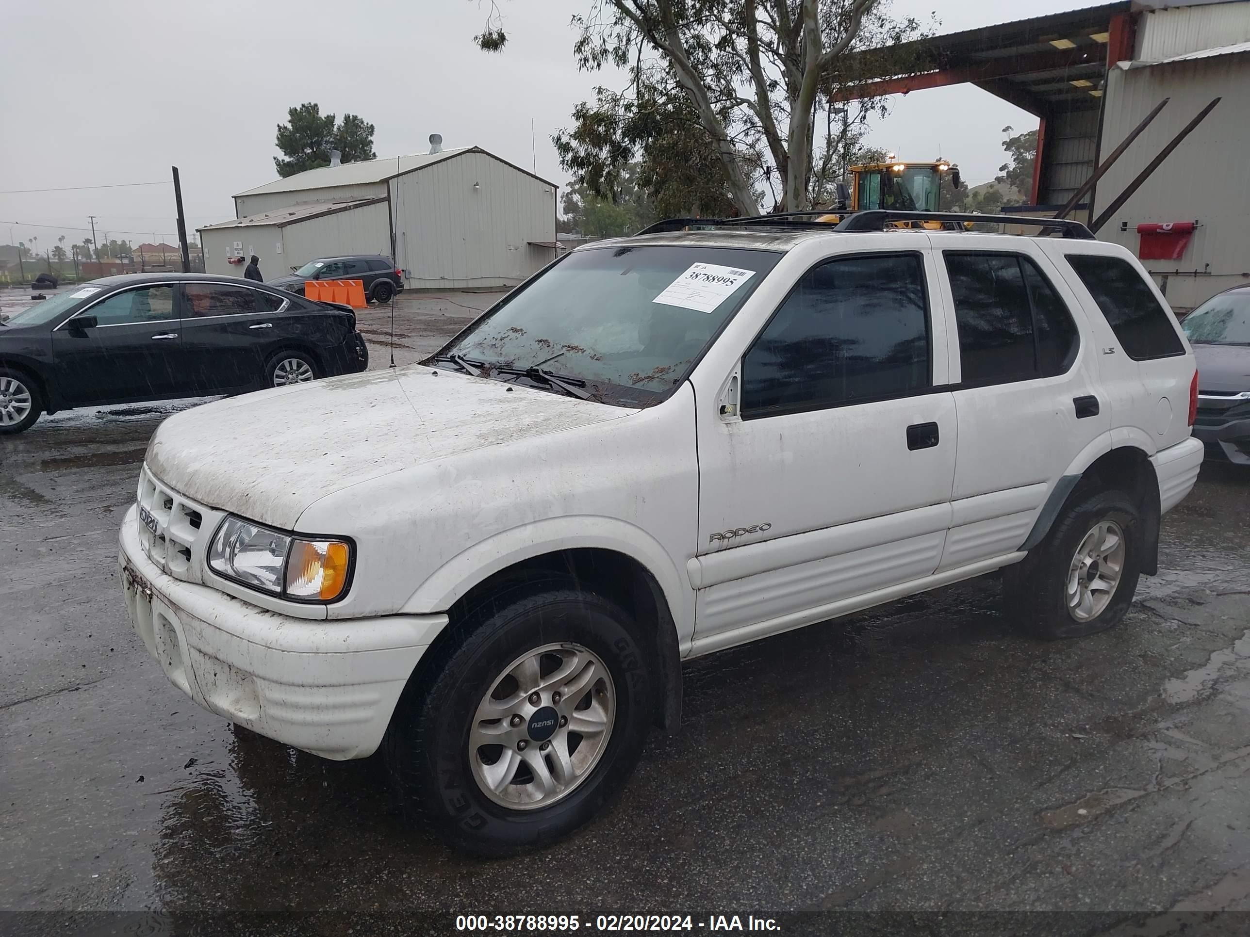 Photo 1 VIN: 4S2CK58W624322252 - ISUZU RODEO 