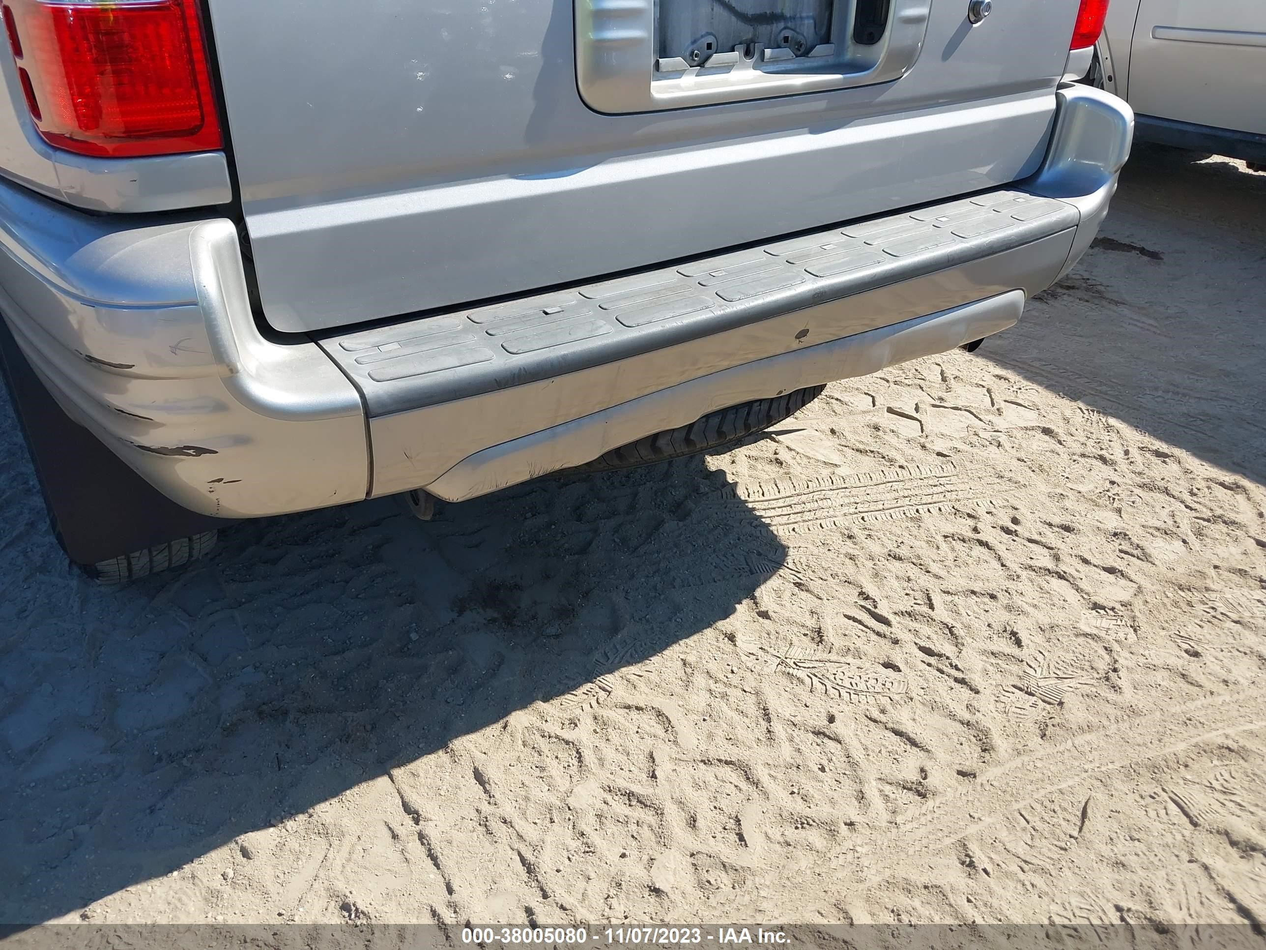 Photo 5 VIN: 4S2CK58W644315109 - ISUZU RODEO 