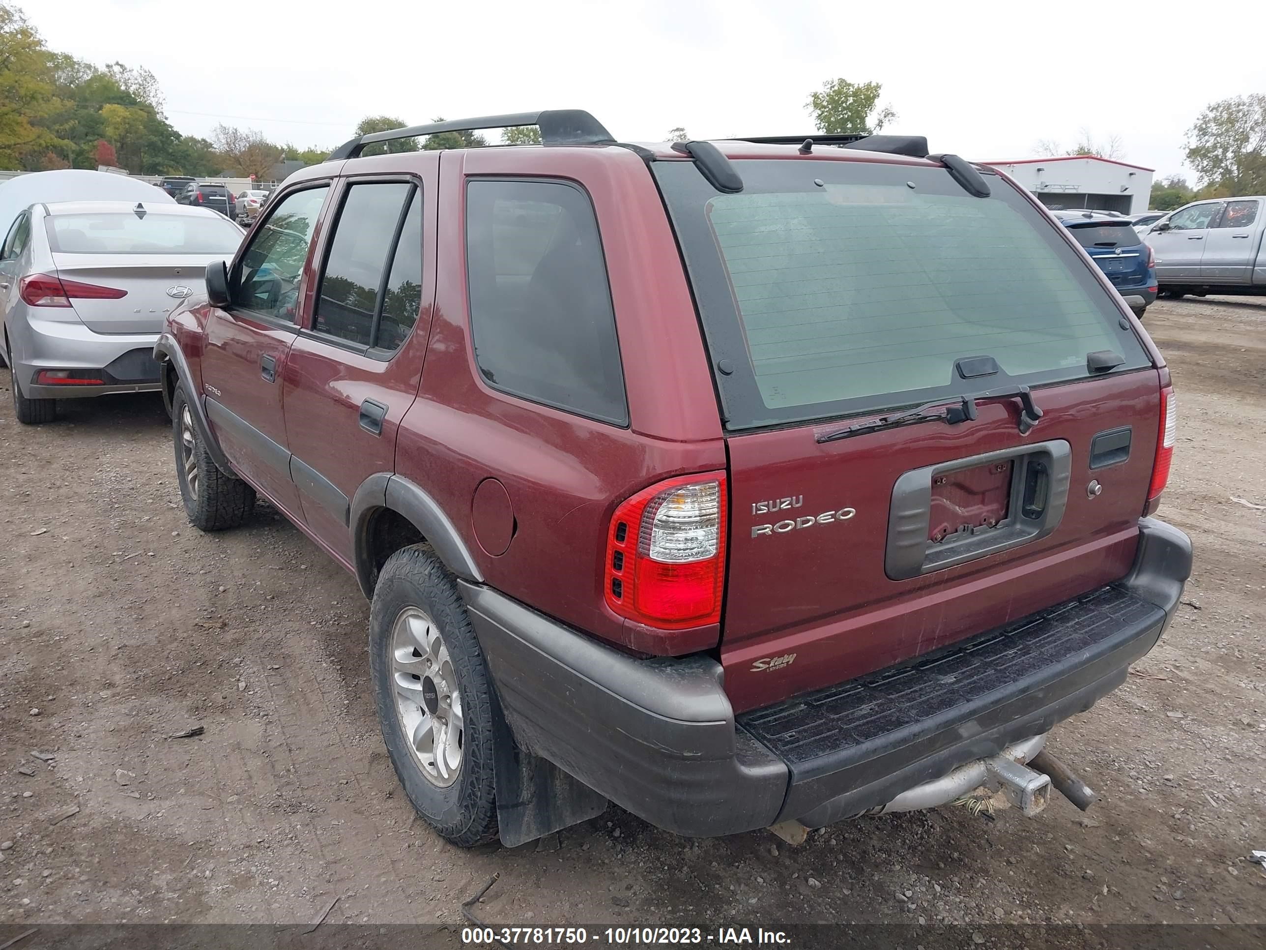 Photo 2 VIN: 4S2CK58W834300609 - ISUZU RODEO 