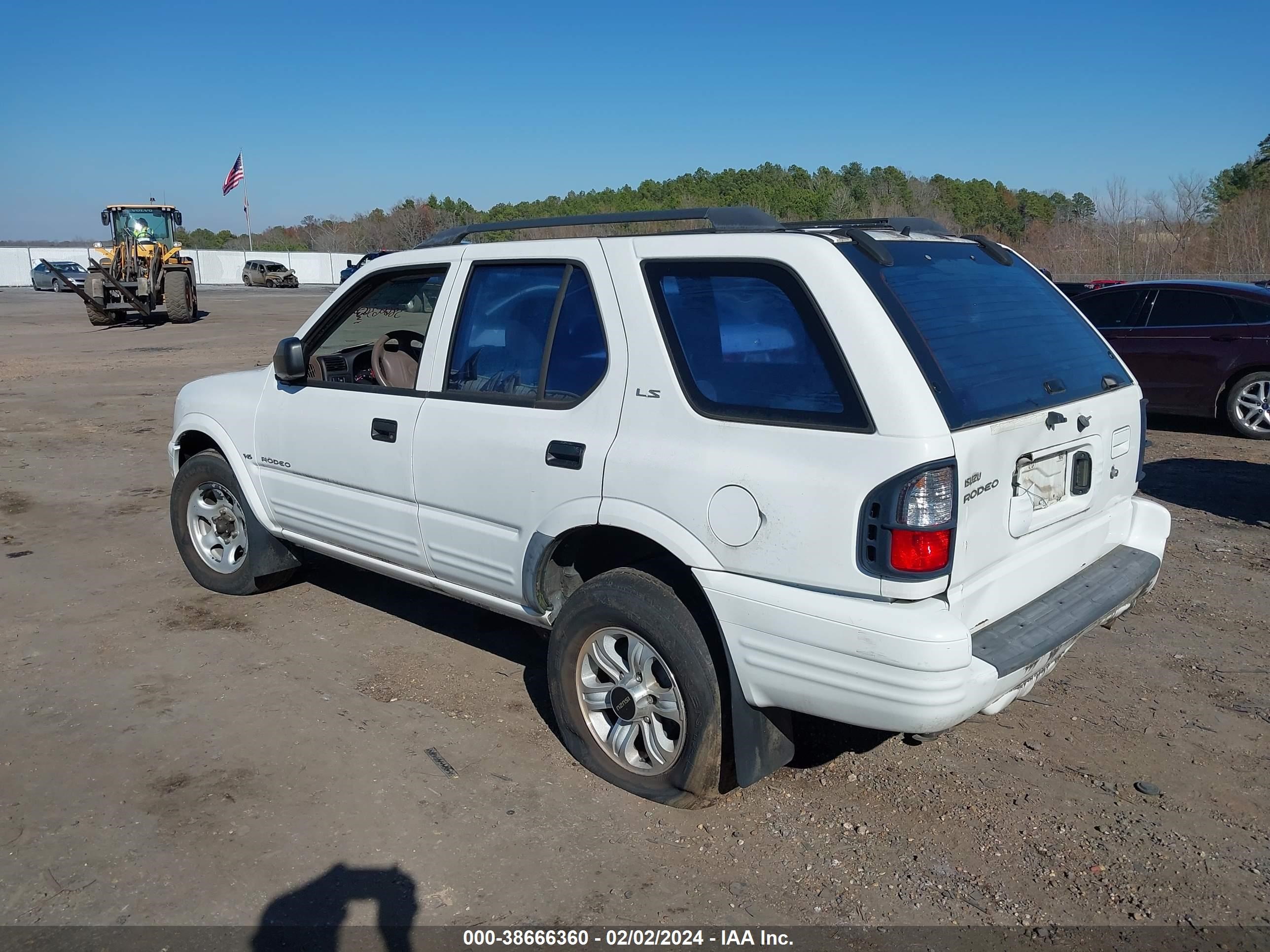 Photo 2 VIN: 4S2CK58W9Y4300321 - ISUZU RODEO 