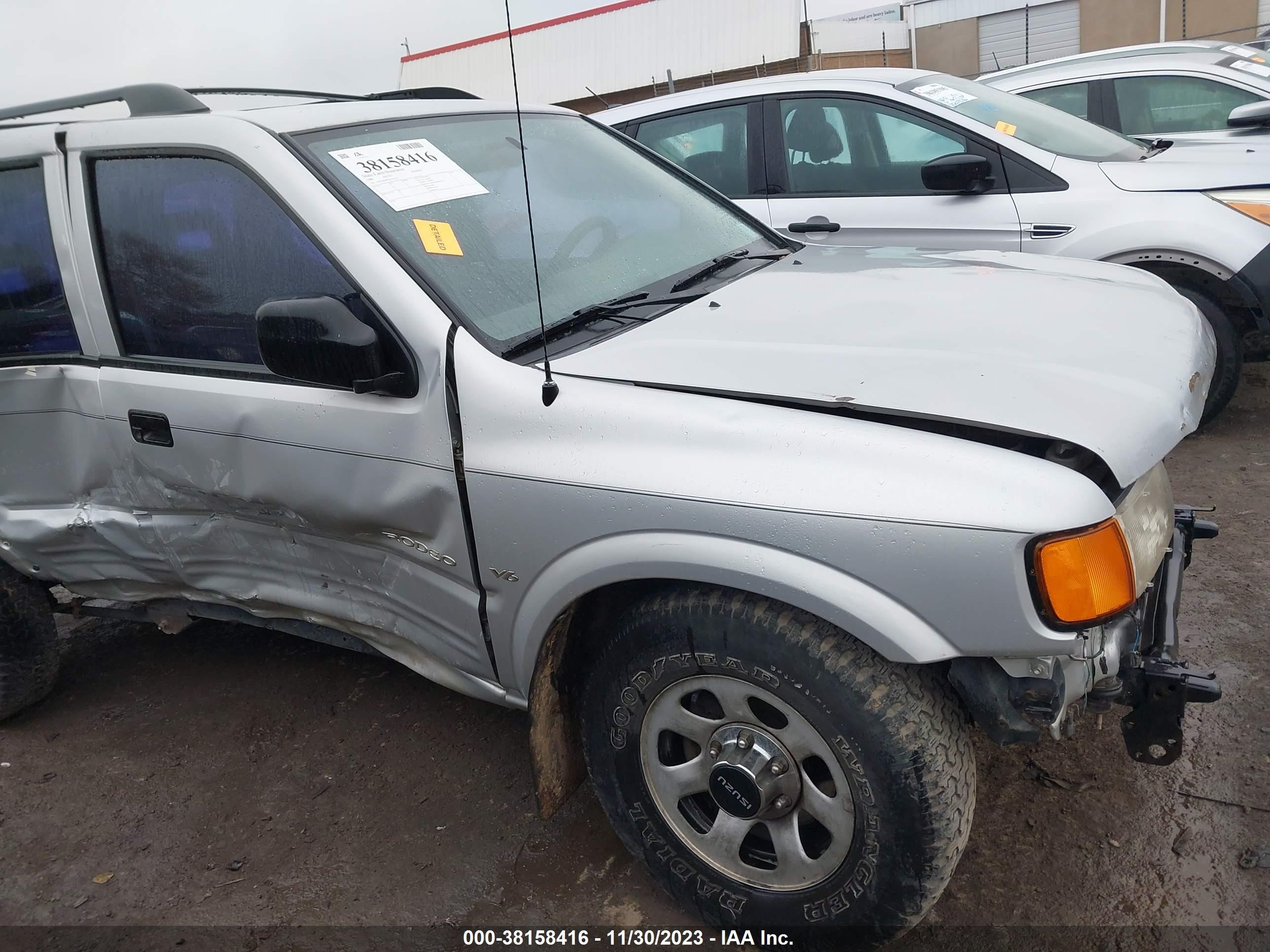 Photo 5 VIN: 4S2CK58WXX4384101 - ISUZU RODEO 