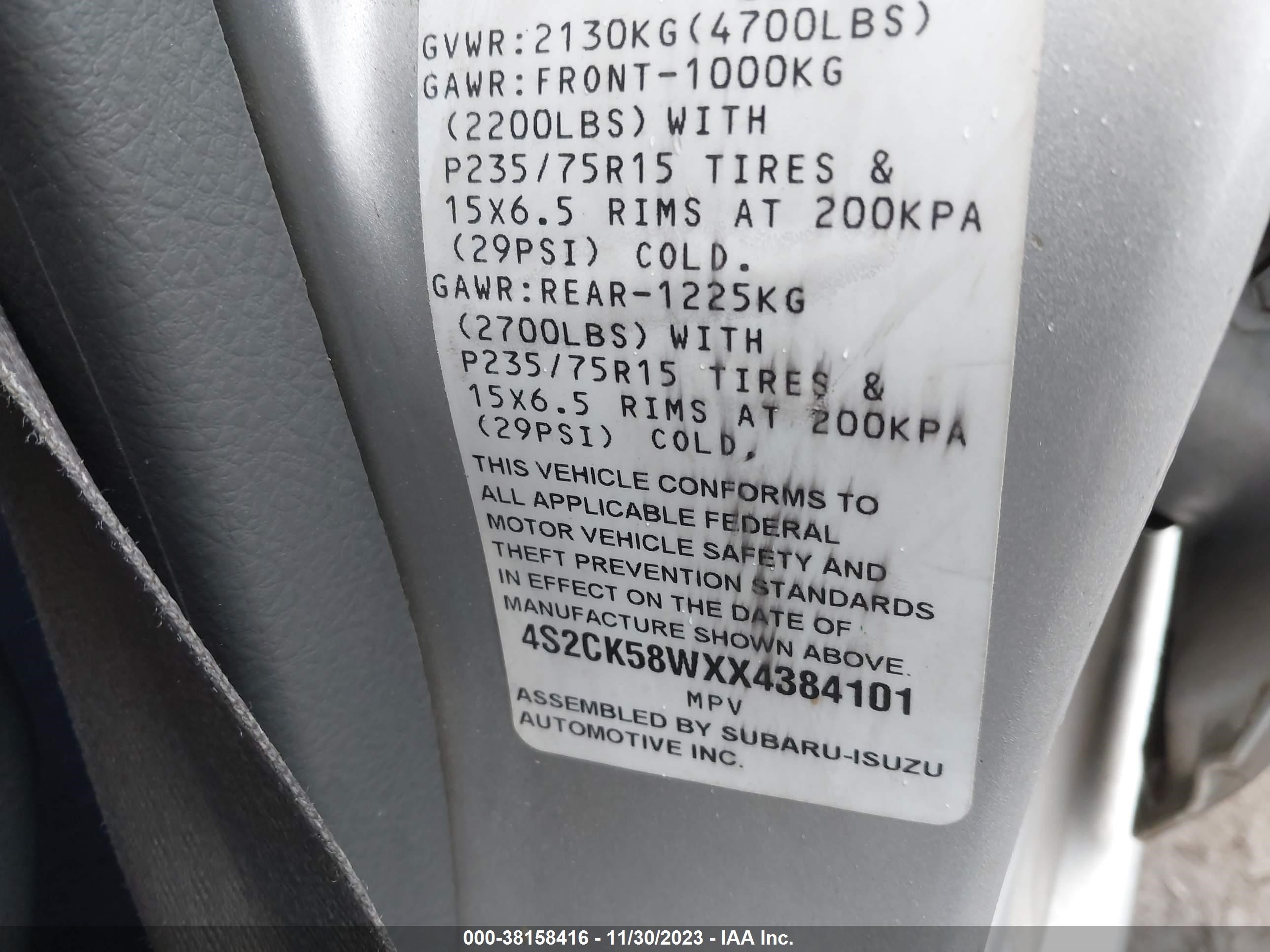 Photo 8 VIN: 4S2CK58WXX4384101 - ISUZU RODEO 