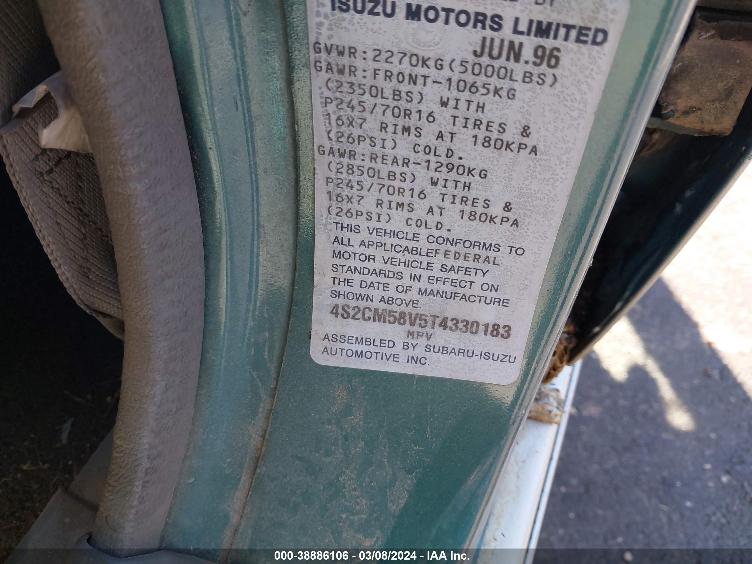 Photo 8 VIN: 4S2CM58V5T4330183 - ISUZU RODEO 