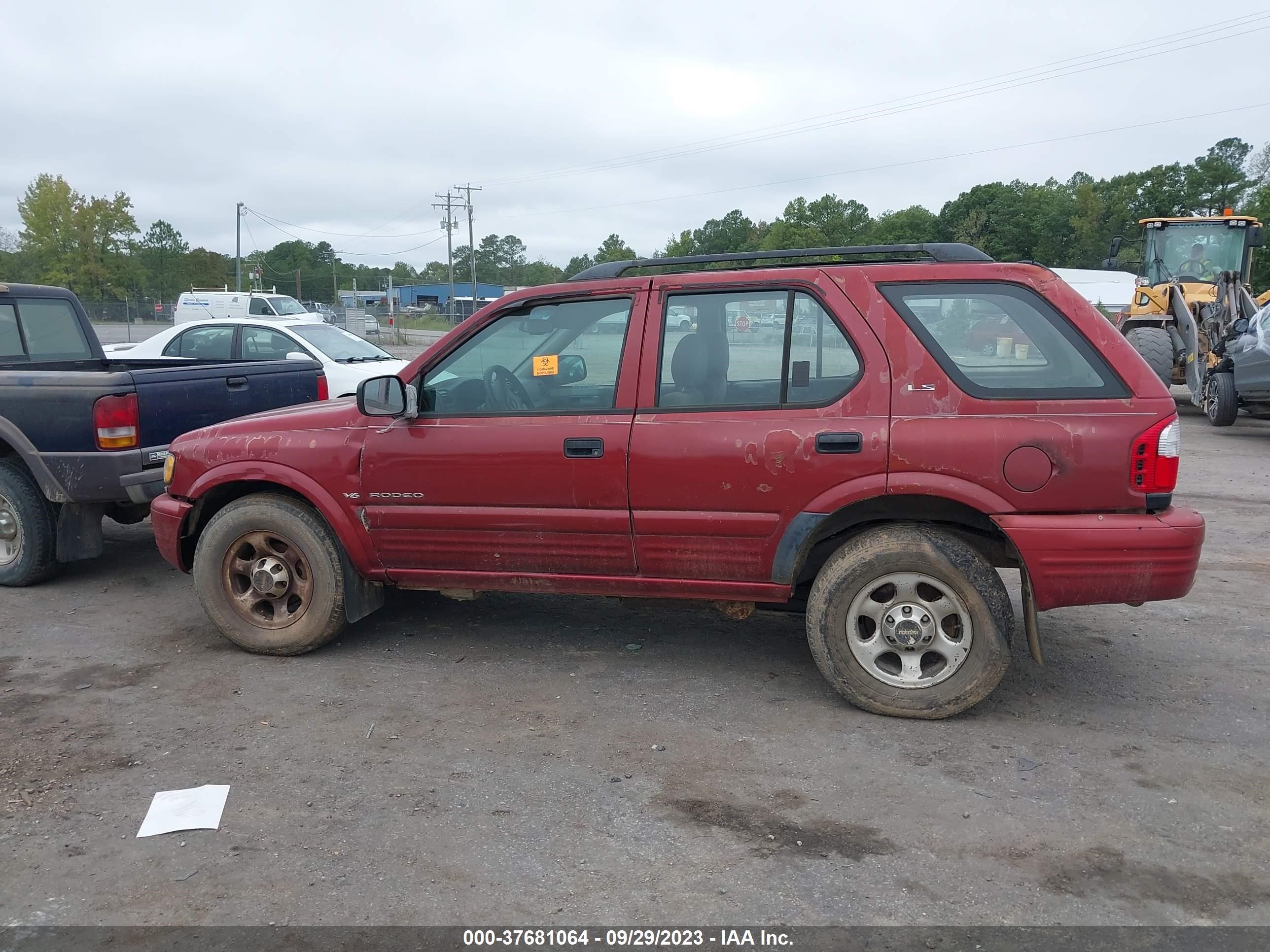 Photo 5 VIN: 4S2DM58W3Y4332194 - ISUZU RODEO 