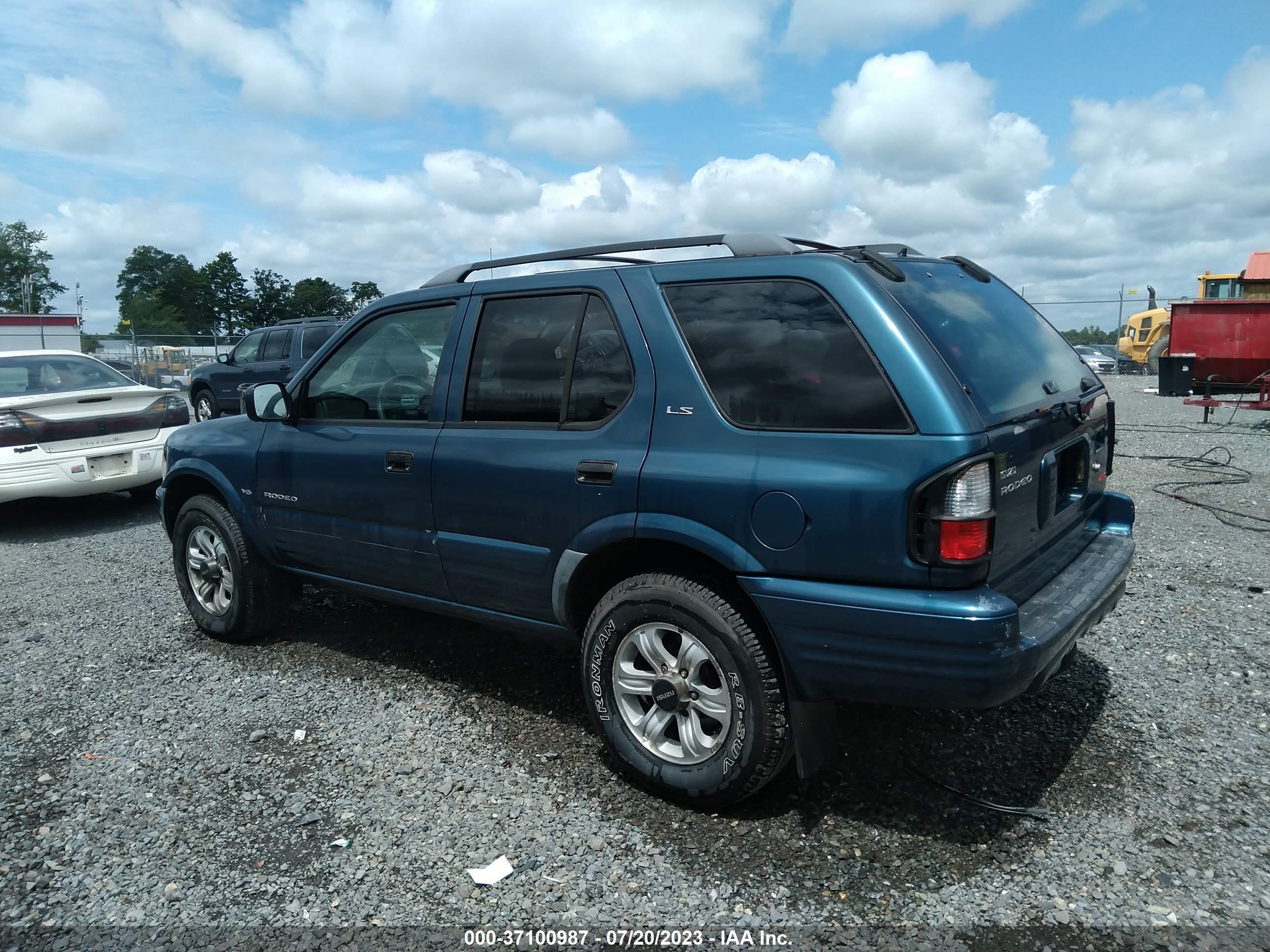 Photo 2 VIN: 4S2DM58W414308878 - ISUZU RODEO 