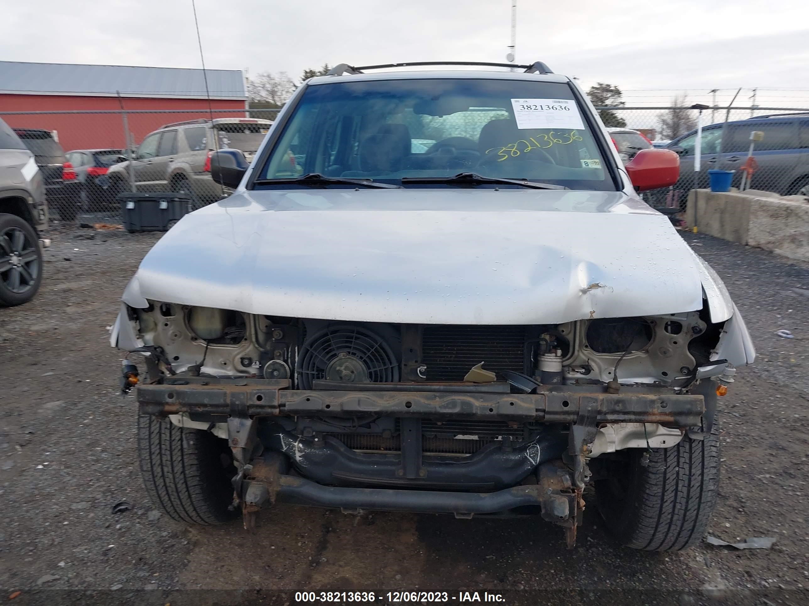 Photo 12 VIN: 4S2DM58W814315123 - ISUZU RODEO 