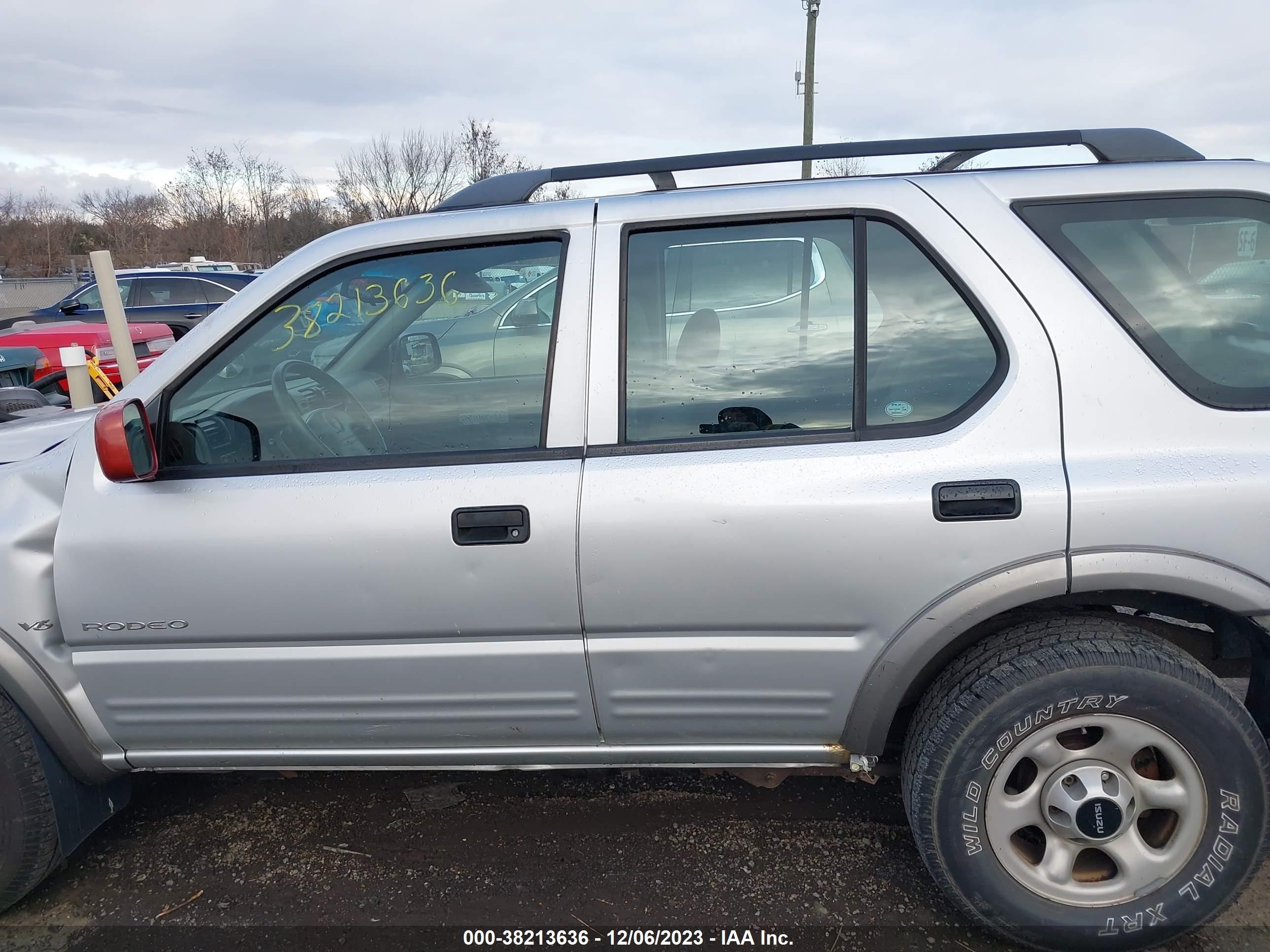 Photo 14 VIN: 4S2DM58W814315123 - ISUZU RODEO 